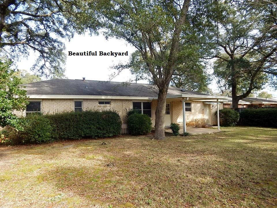 GATEWOOD ESTATES 1ST ADDN - Residential