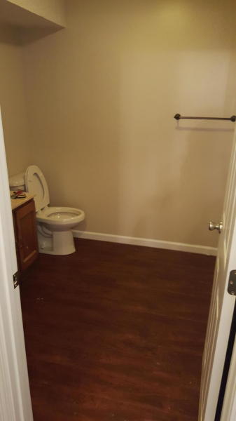 EGLIN HIGHWAY - Residential Lease