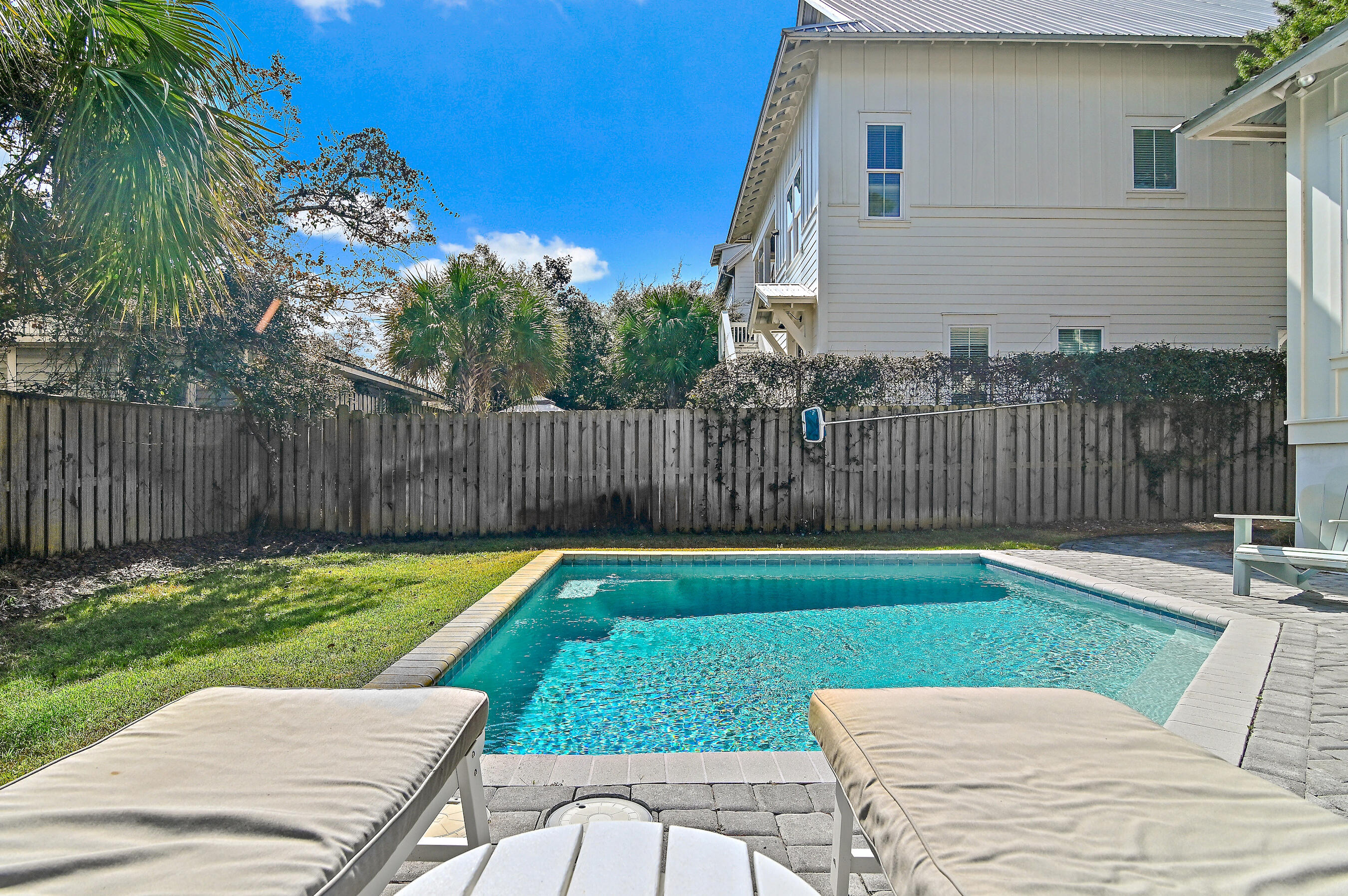 DALTON UNREC - Residential