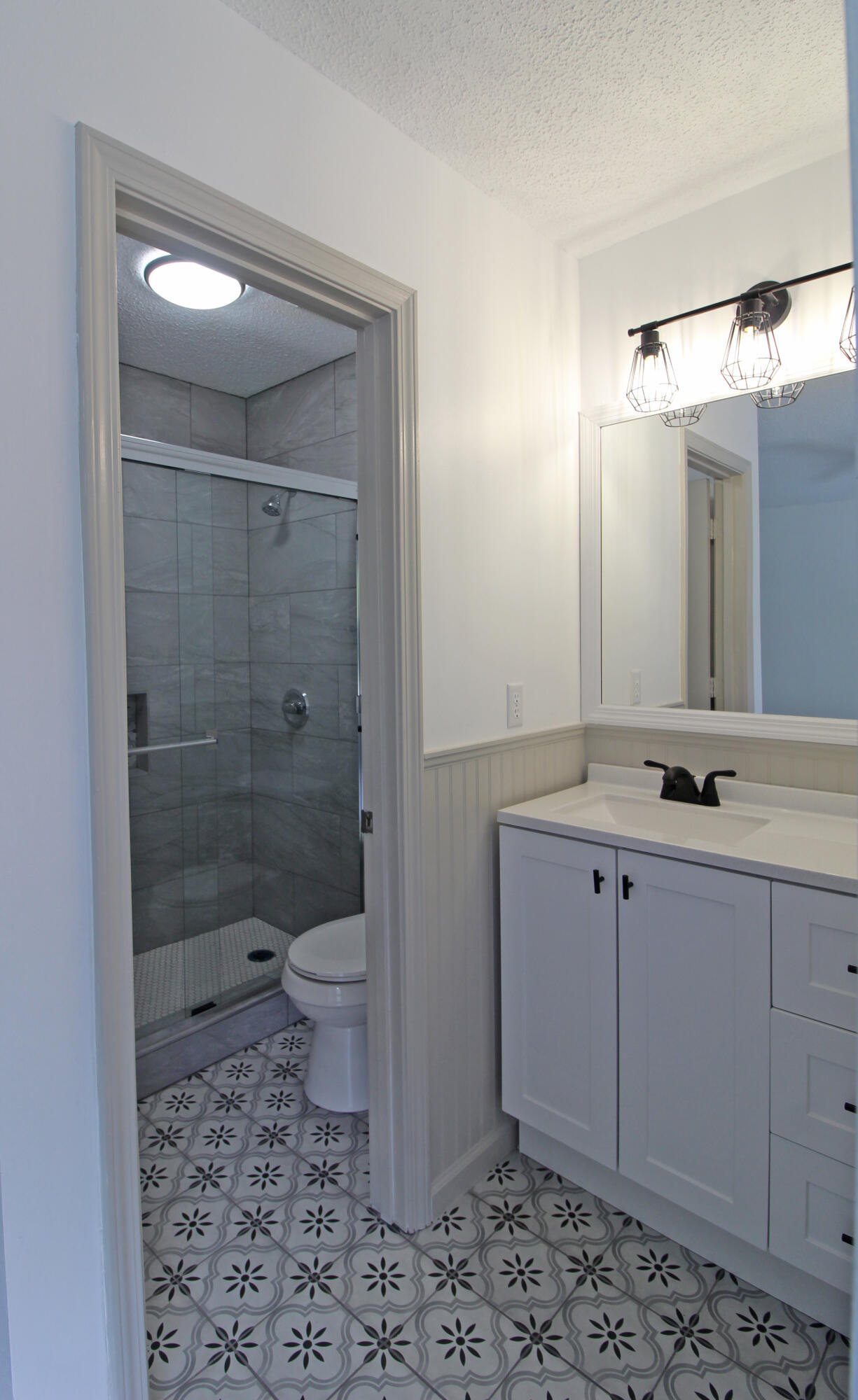 Lot 1, Scranton Estates Replat of Block ''A'' As Recorded in the Public Records of Okaloosa County F - Residential