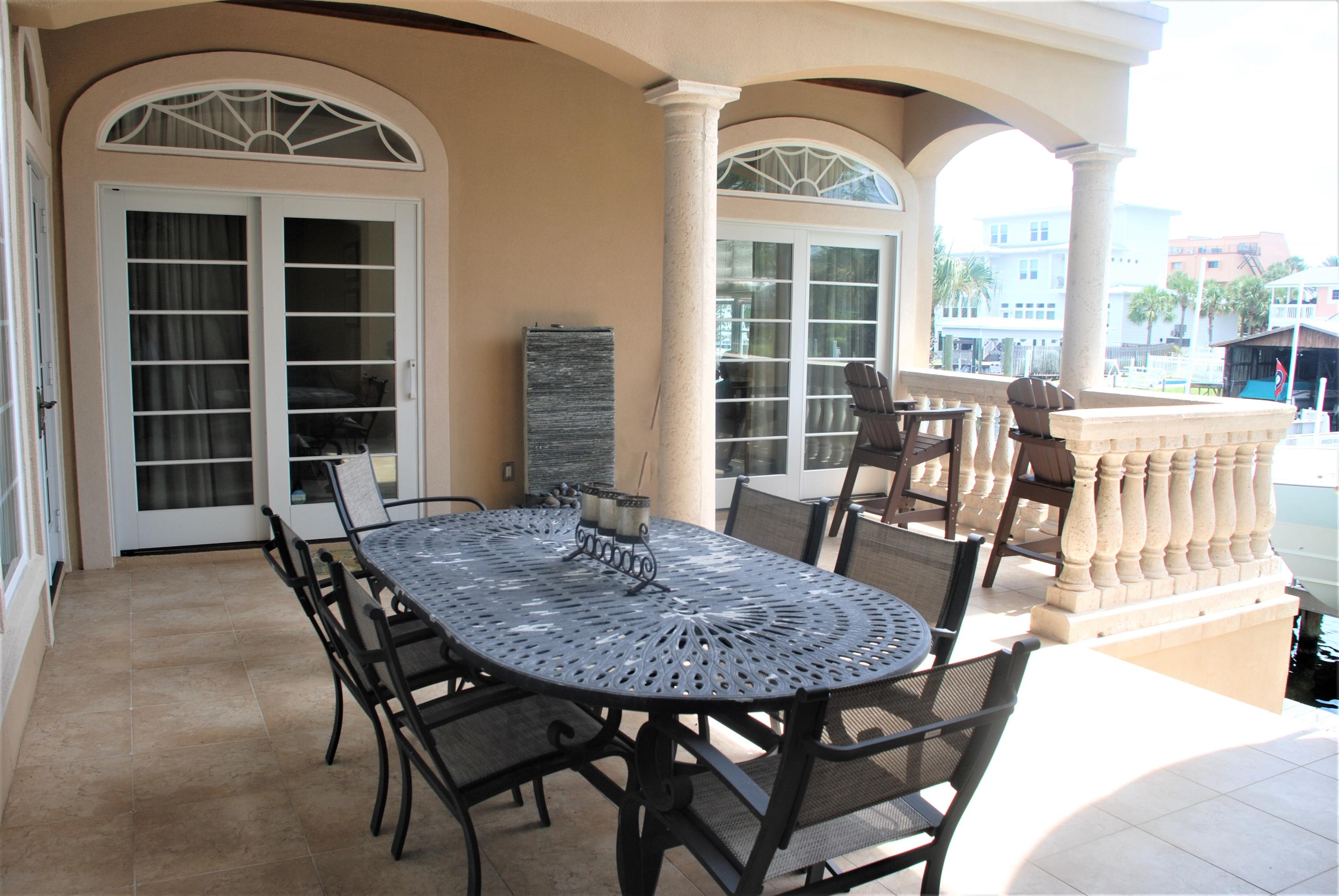 HOLIDAY ISLE - Residential