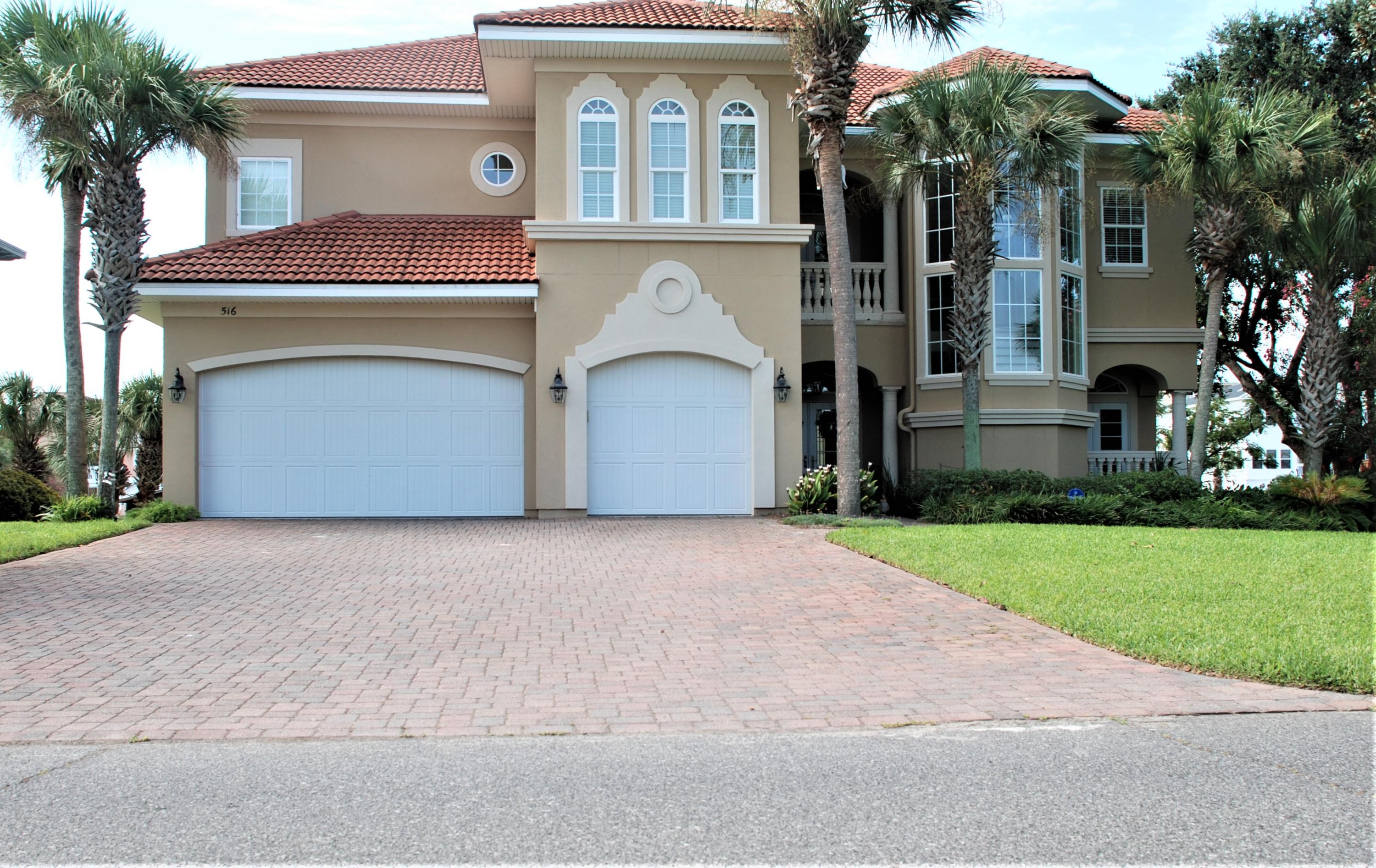 HOLIDAY ISLE - Residential