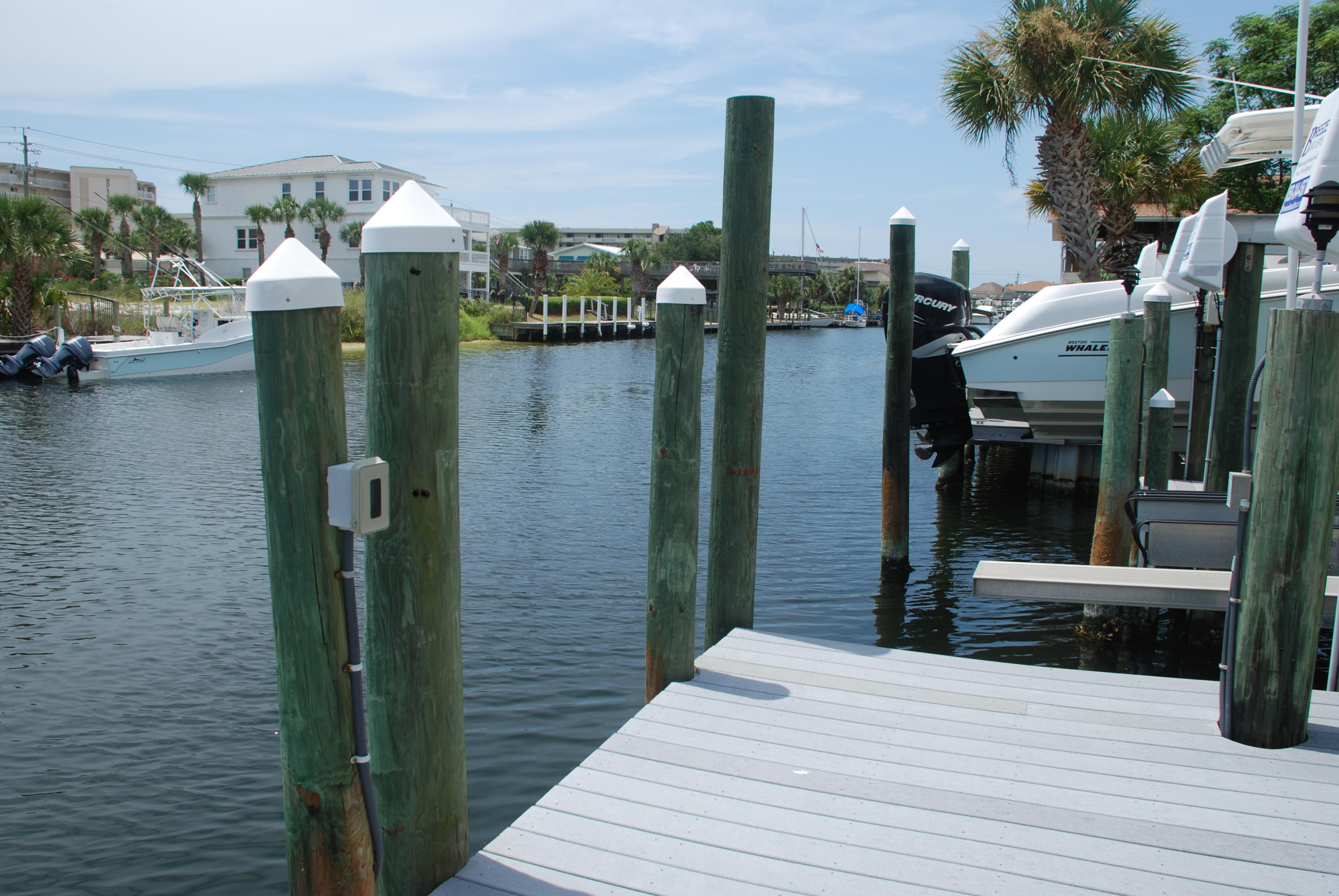 HOLIDAY ISLE - Residential