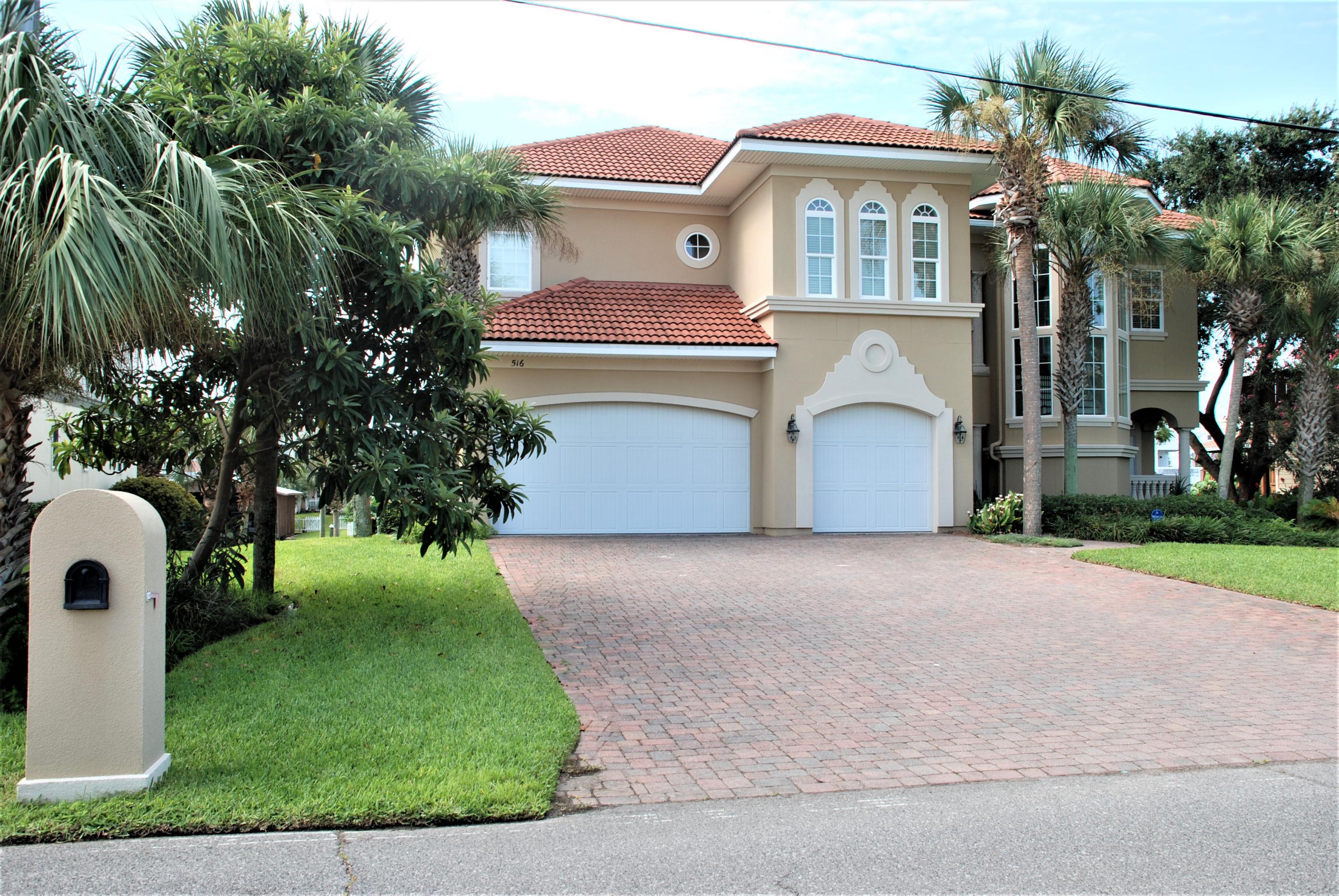 HOLIDAY ISLE - Residential