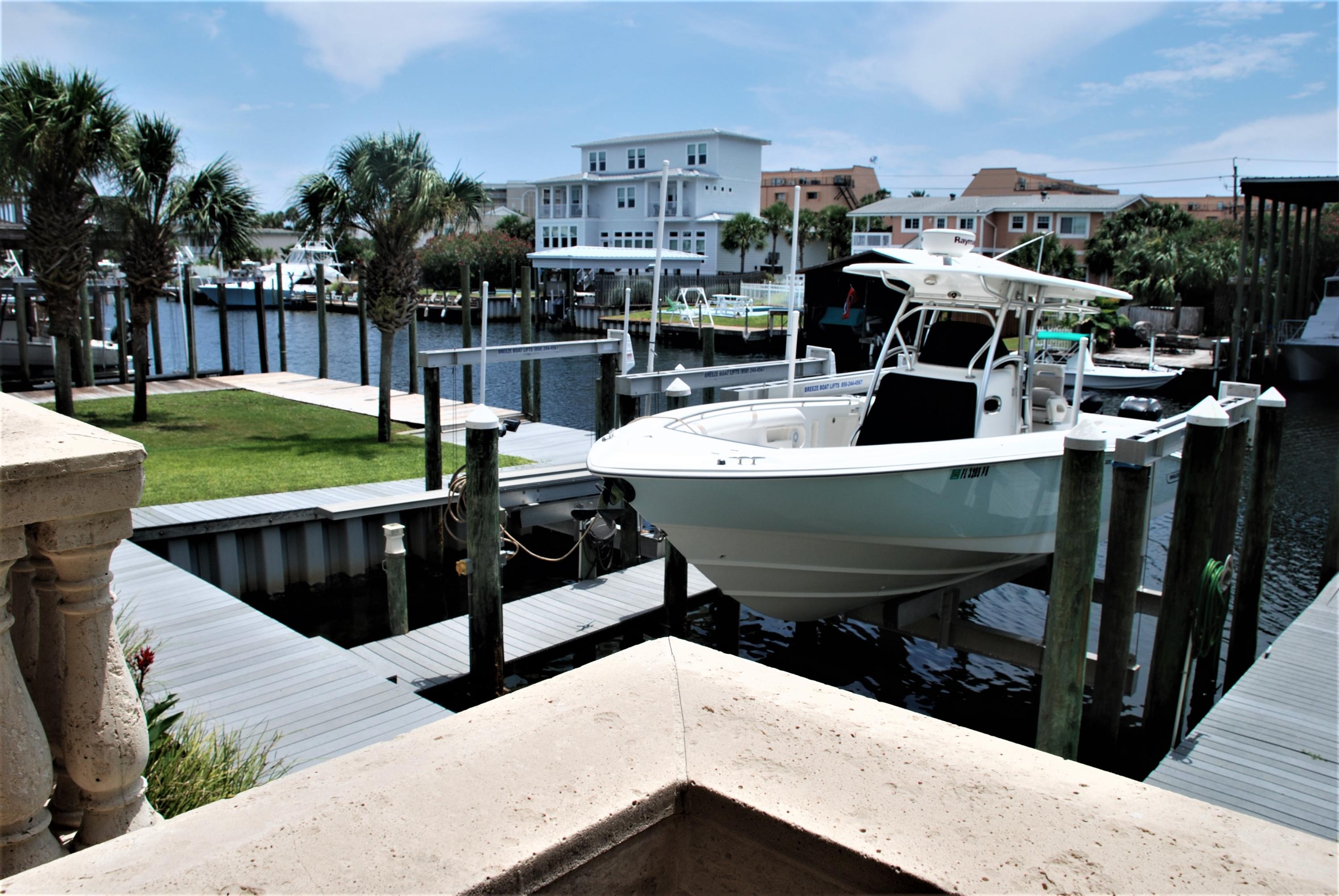 HOLIDAY ISLE - Residential