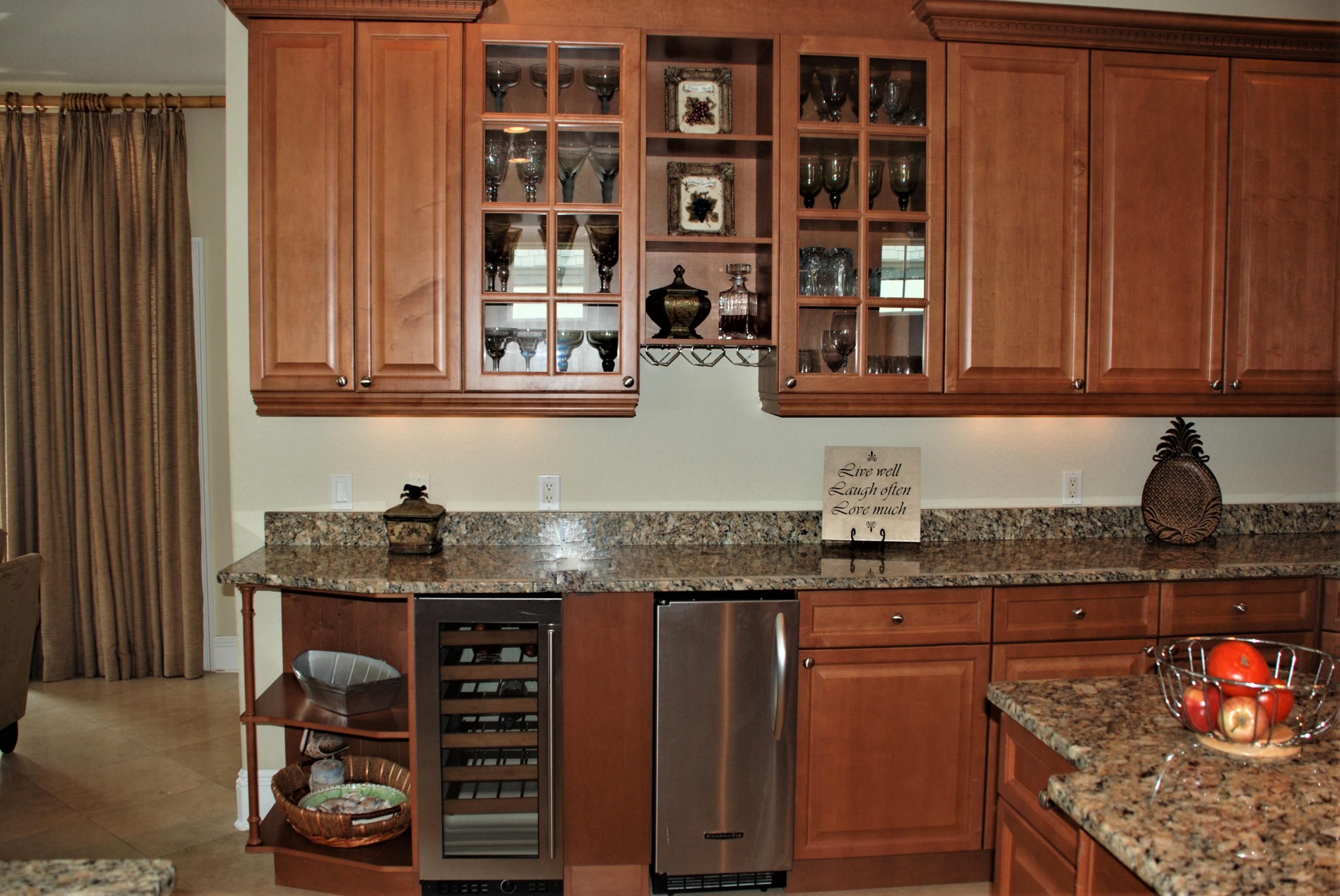 HOLIDAY ISLE - Residential