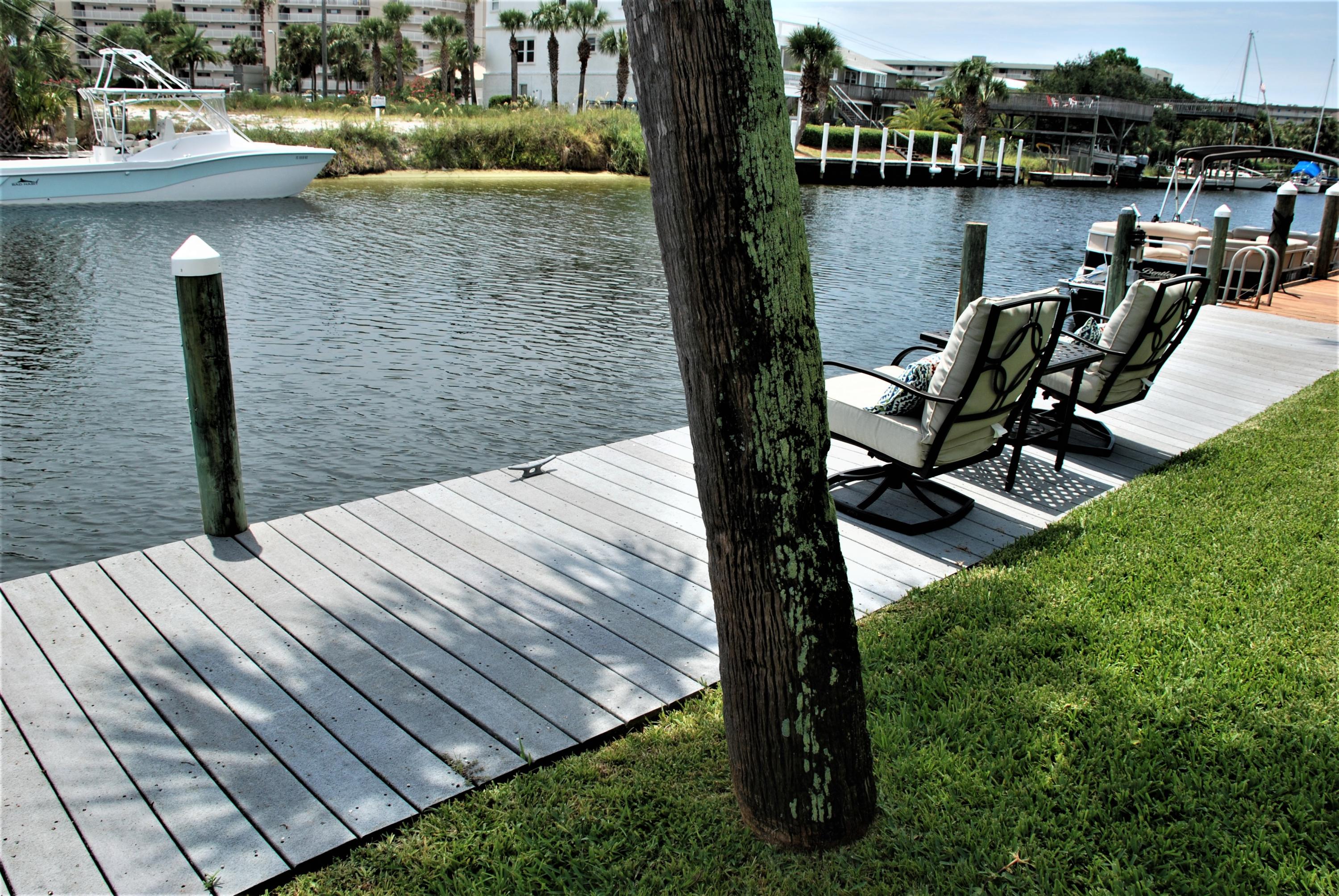 HOLIDAY ISLE - Residential