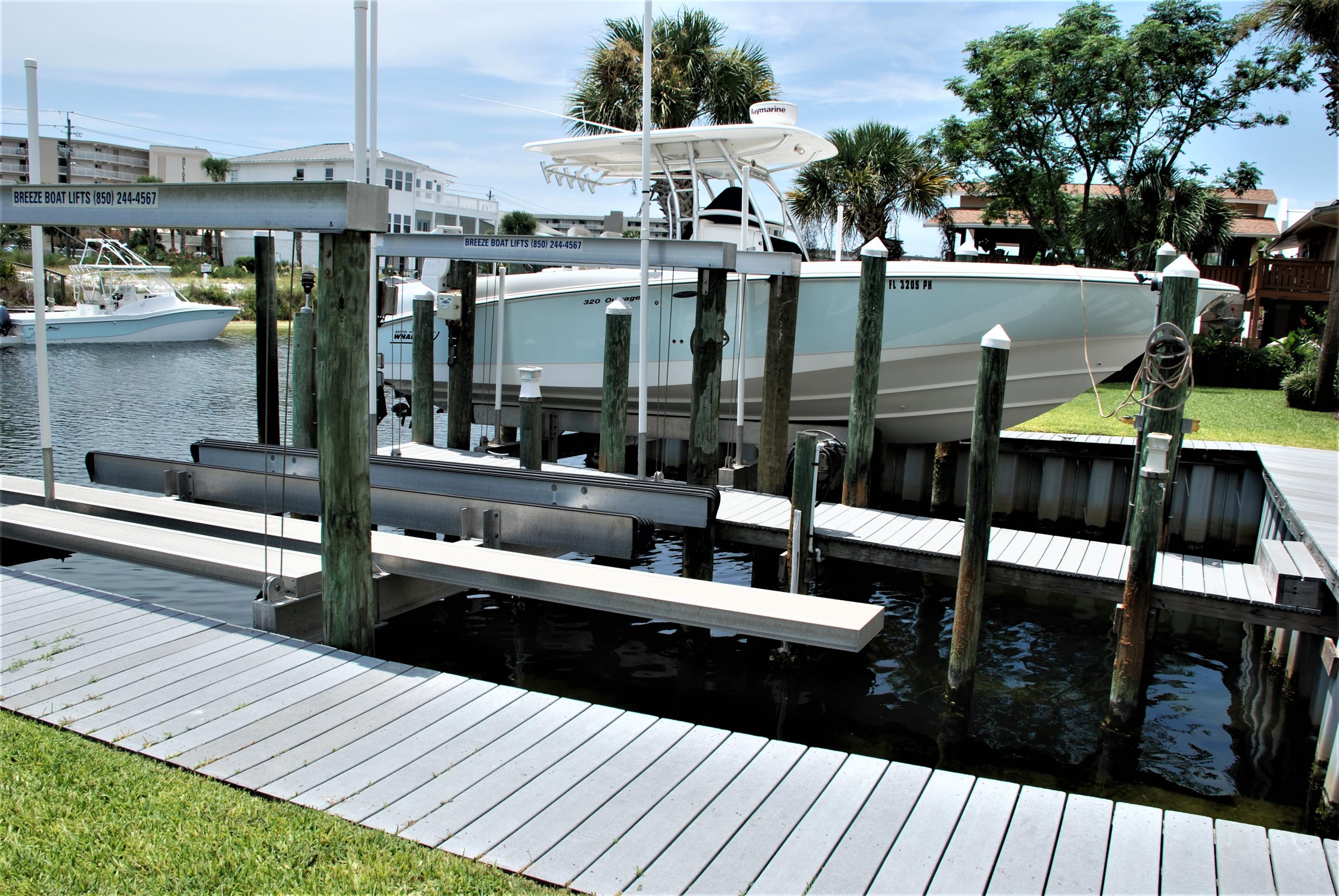 HOLIDAY ISLE - Residential