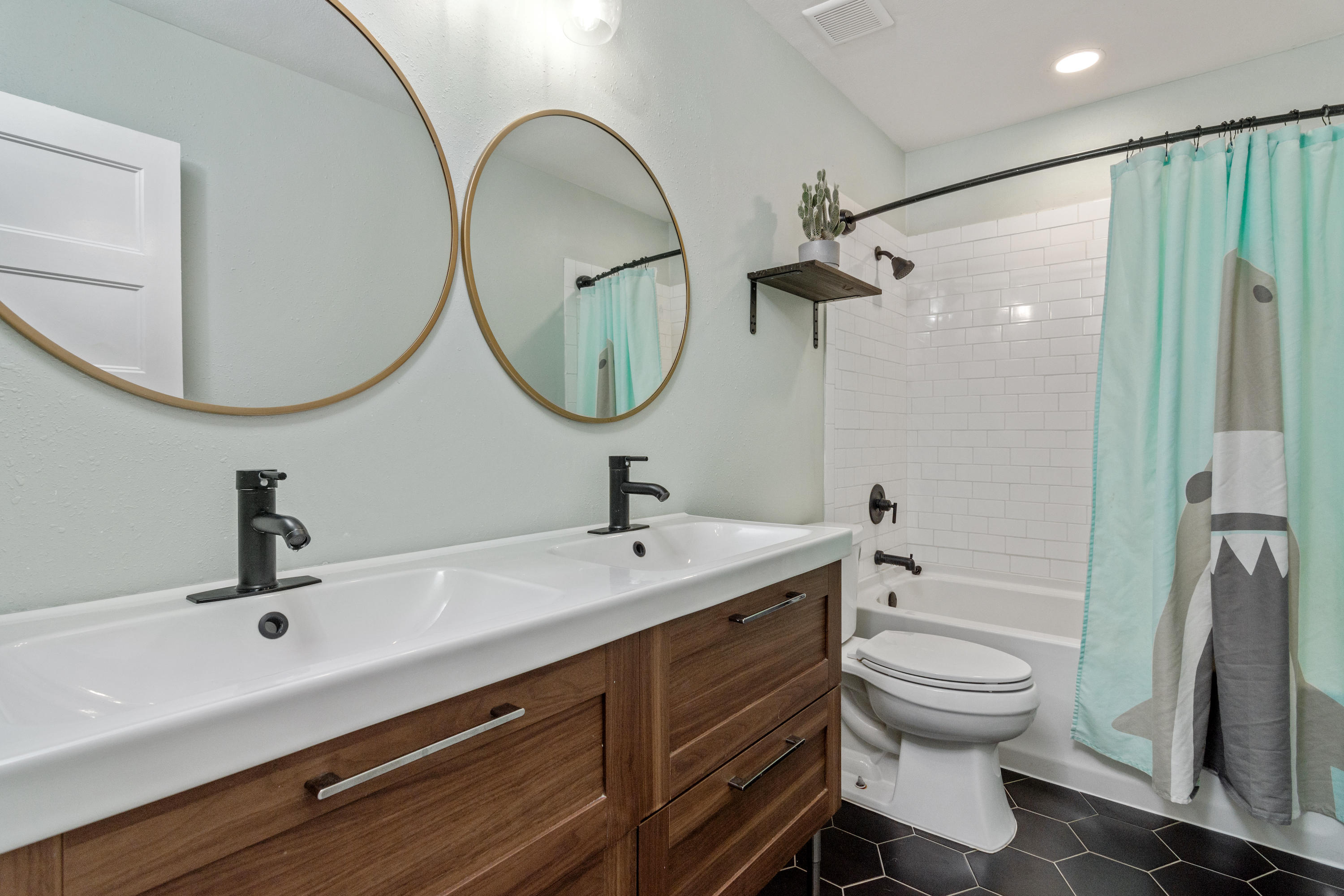 KENWOOD 2ND ADDN - Residential