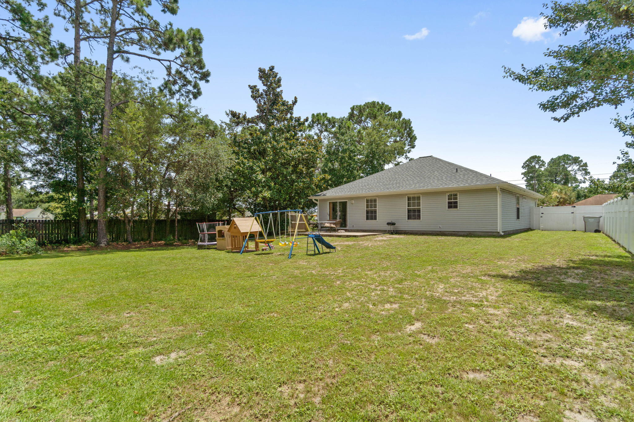 NAVARRE S/D 2ND ADDN - Residential