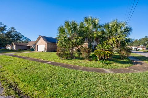 A home in Fort Walton Beach