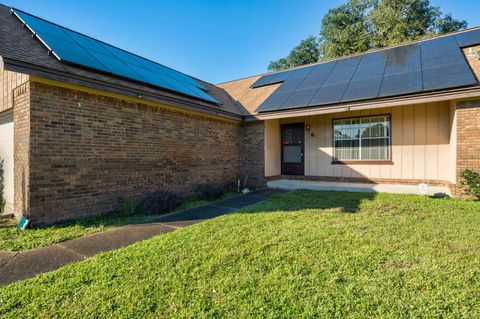 A home in Fort Walton Beach