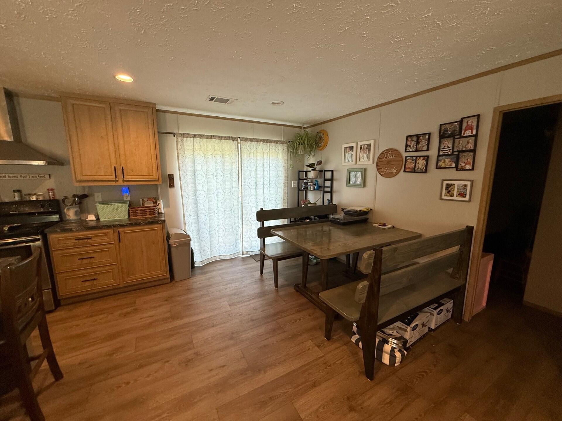 OAKWOOD HILLS UNIT 3 - Residential