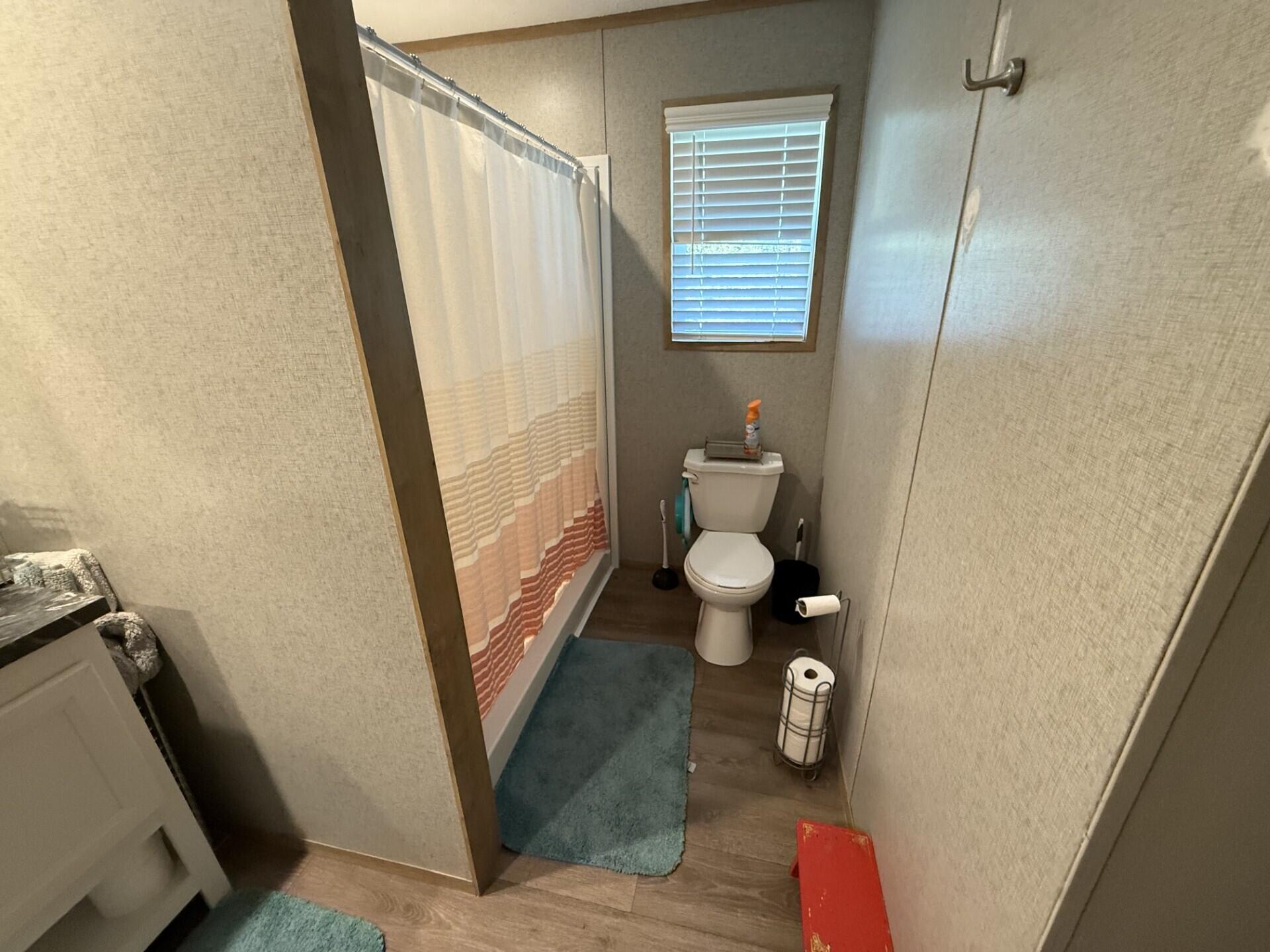 OAKWOOD HILLS UNIT 3 - Residential