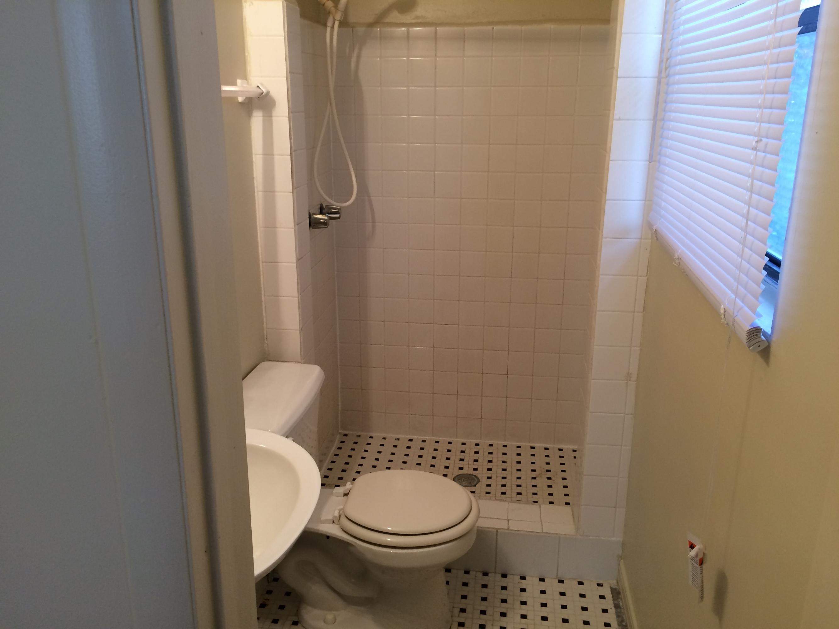 ELLIOTTS POINT 7TH ADDN - Residential