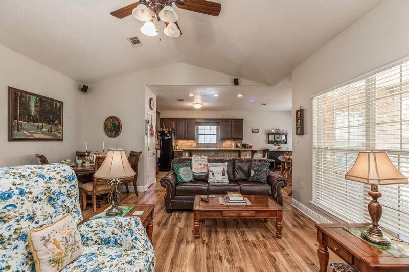 INDIAN SPRINGS - Residential