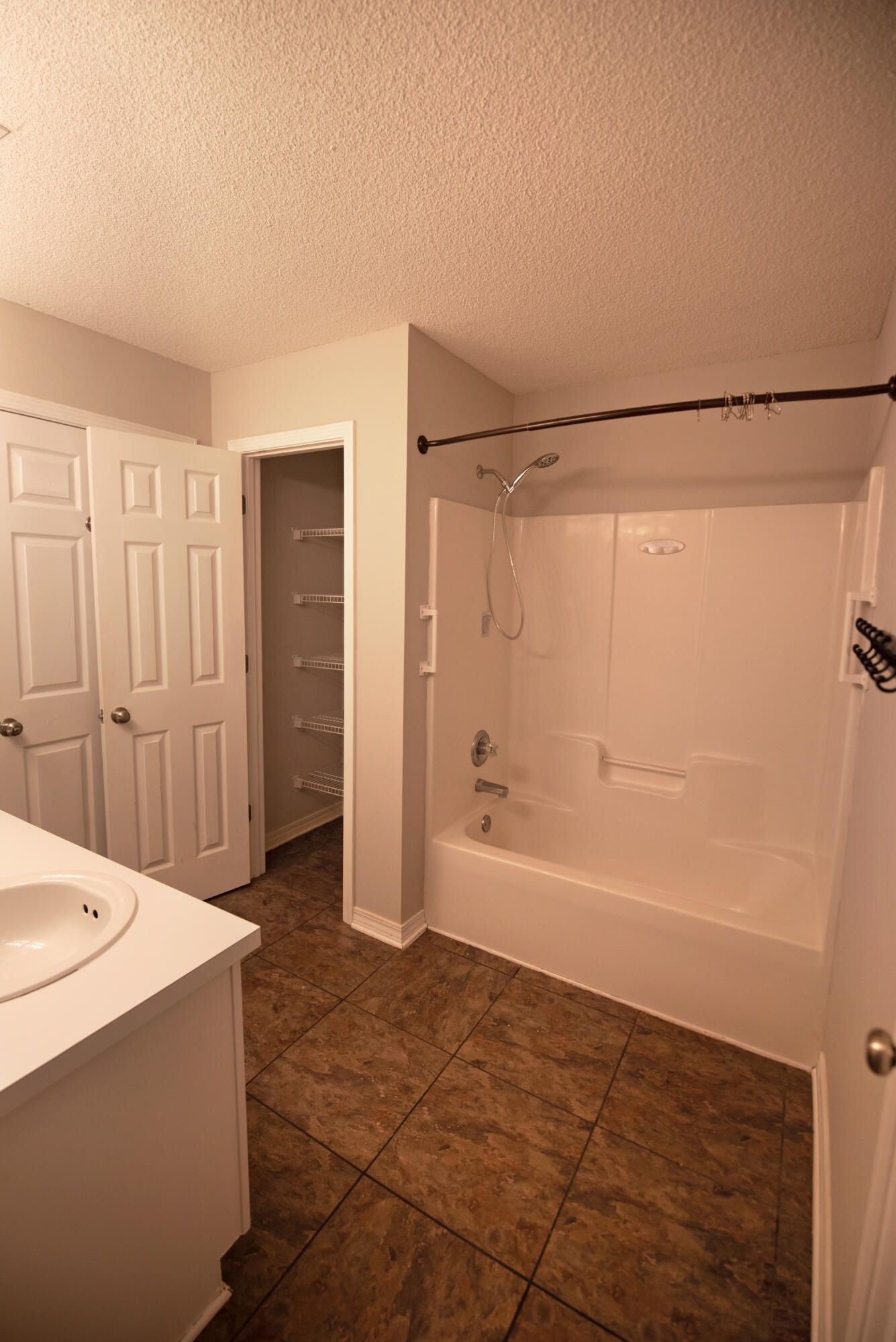 EMERALD VILLAGE S/D - Residential