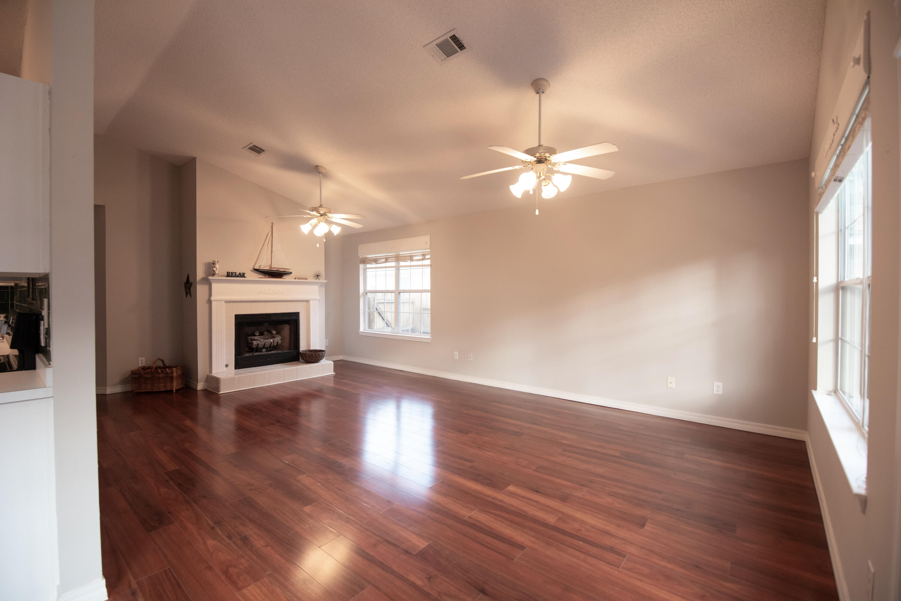 EMERALD VILLAGE S/D - Residential