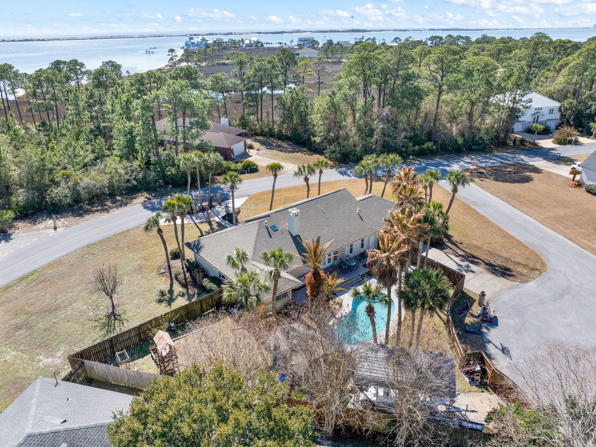 EMERALD POINTE PLAT 1 - Residential