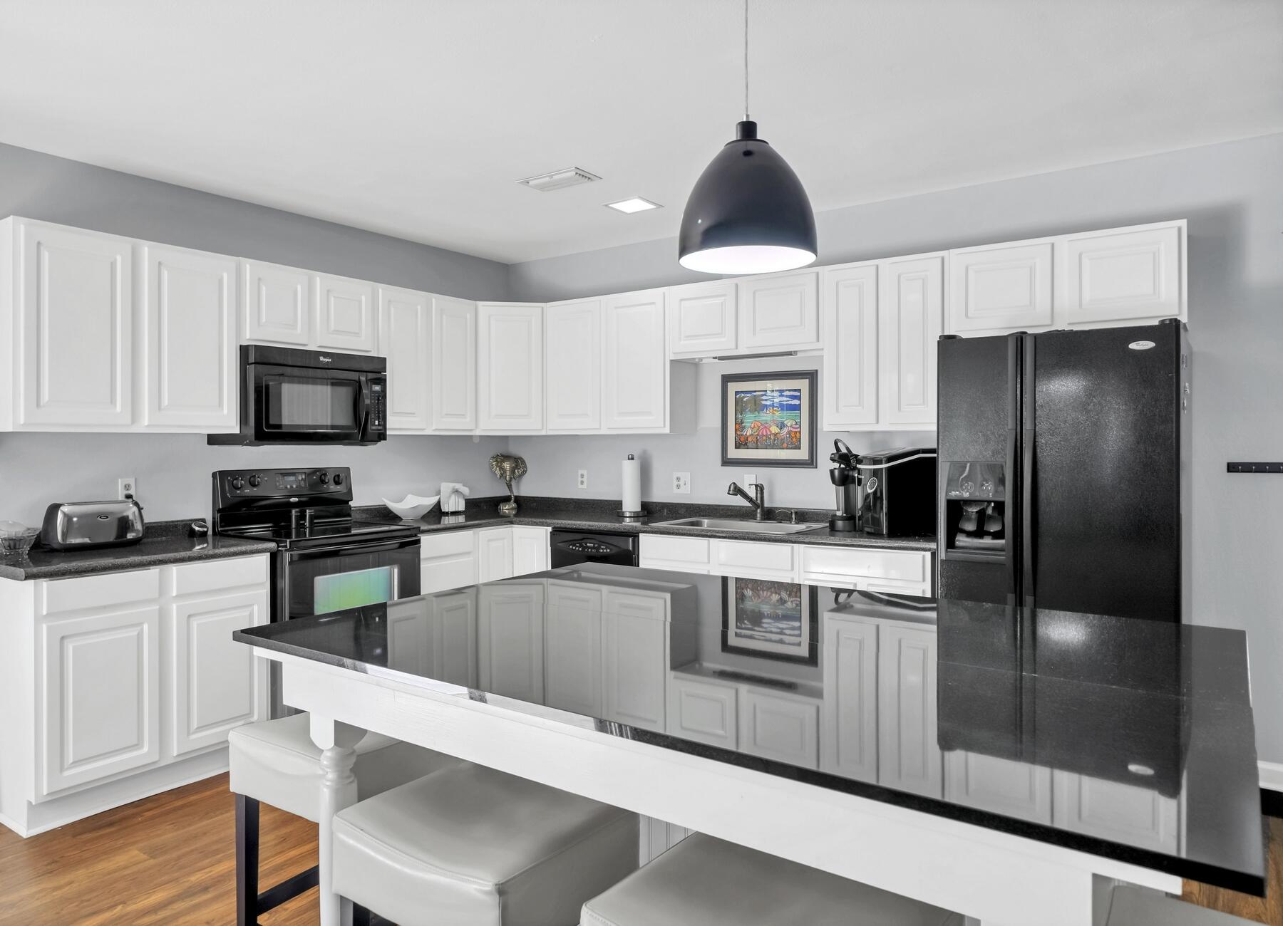 ELLIOTTS POINT 11TH ADDN - Residential