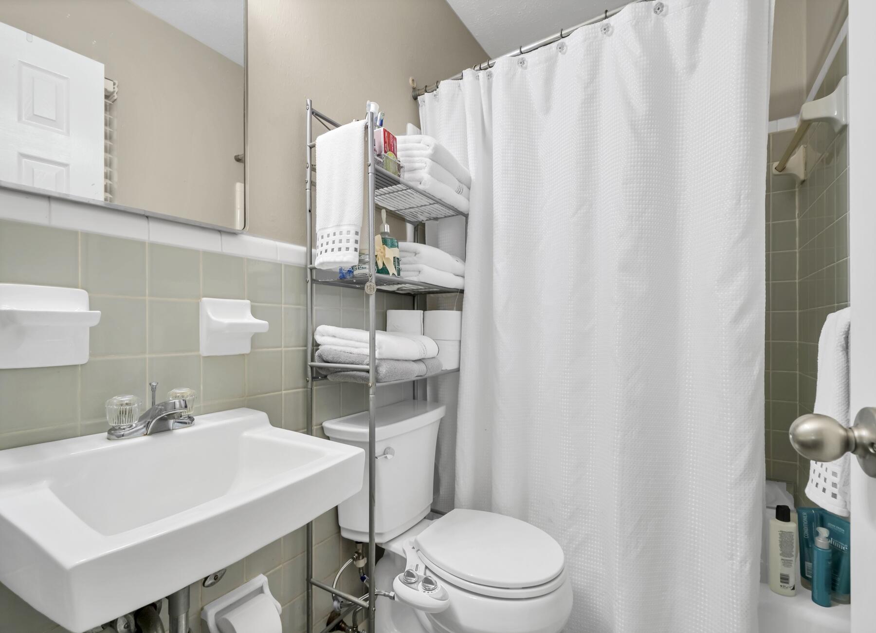 ELLIOTTS POINT 11TH ADDN - Residential