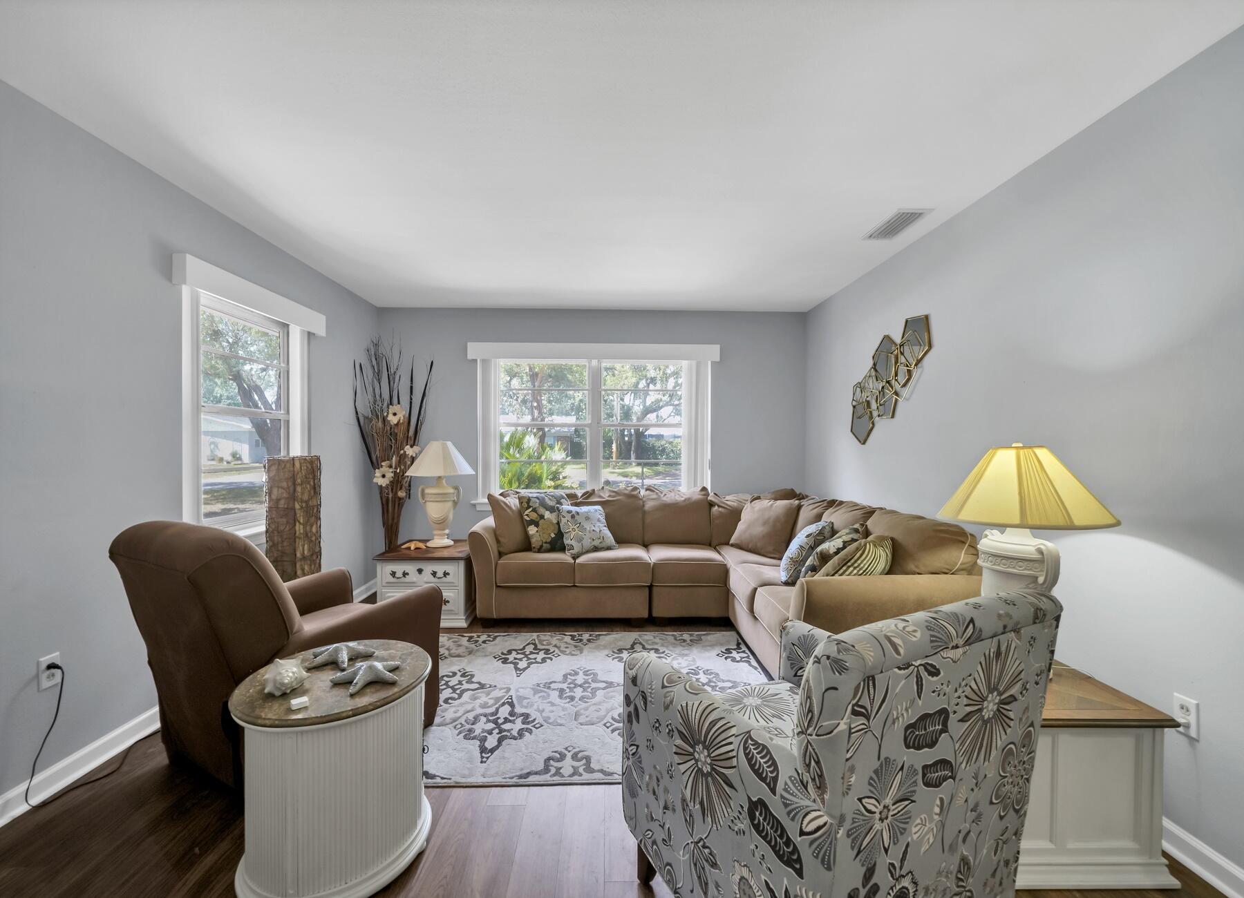 ELLIOTTS POINT 11TH ADDN - Residential