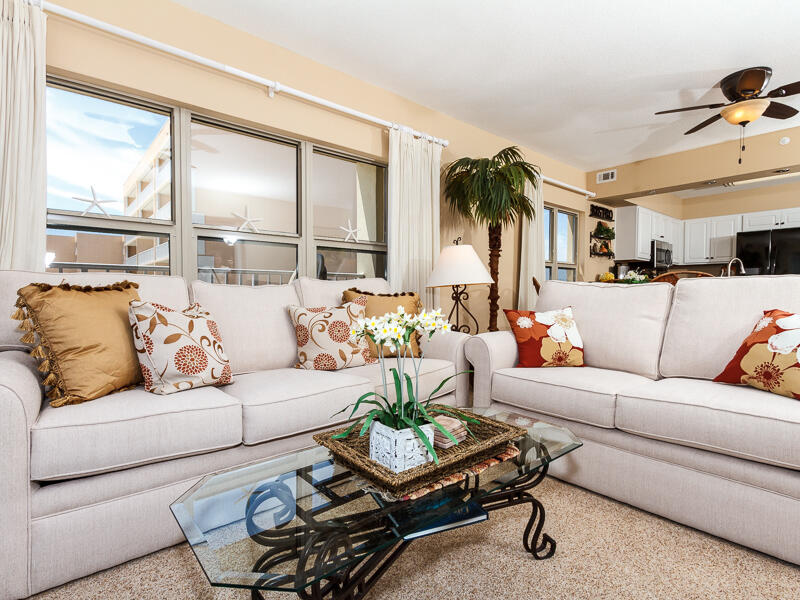 EMERALD TOWERS WEST CONDO - Residential