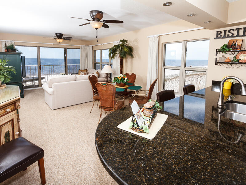 EMERALD TOWERS WEST CONDO - Residential