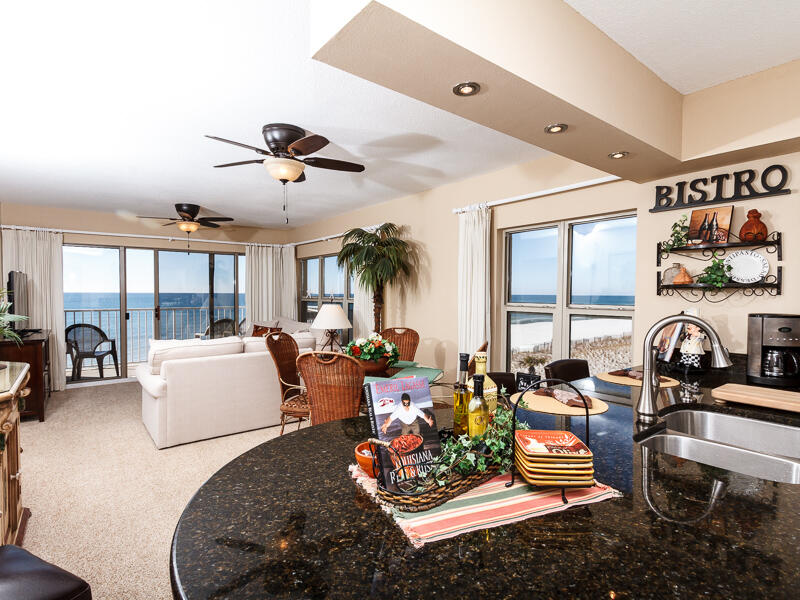 EMERALD TOWERS WEST CONDO - Residential