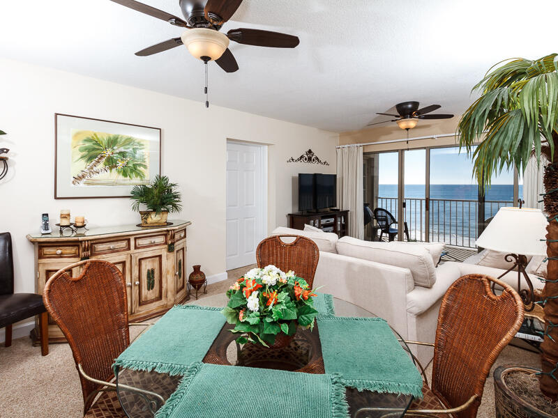 EMERALD TOWERS WEST CONDO - Residential