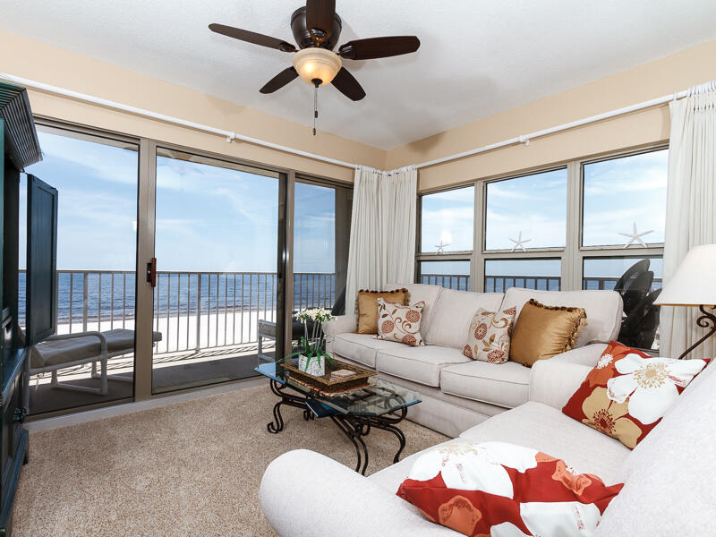 EMERALD TOWERS WEST CONDO - Residential