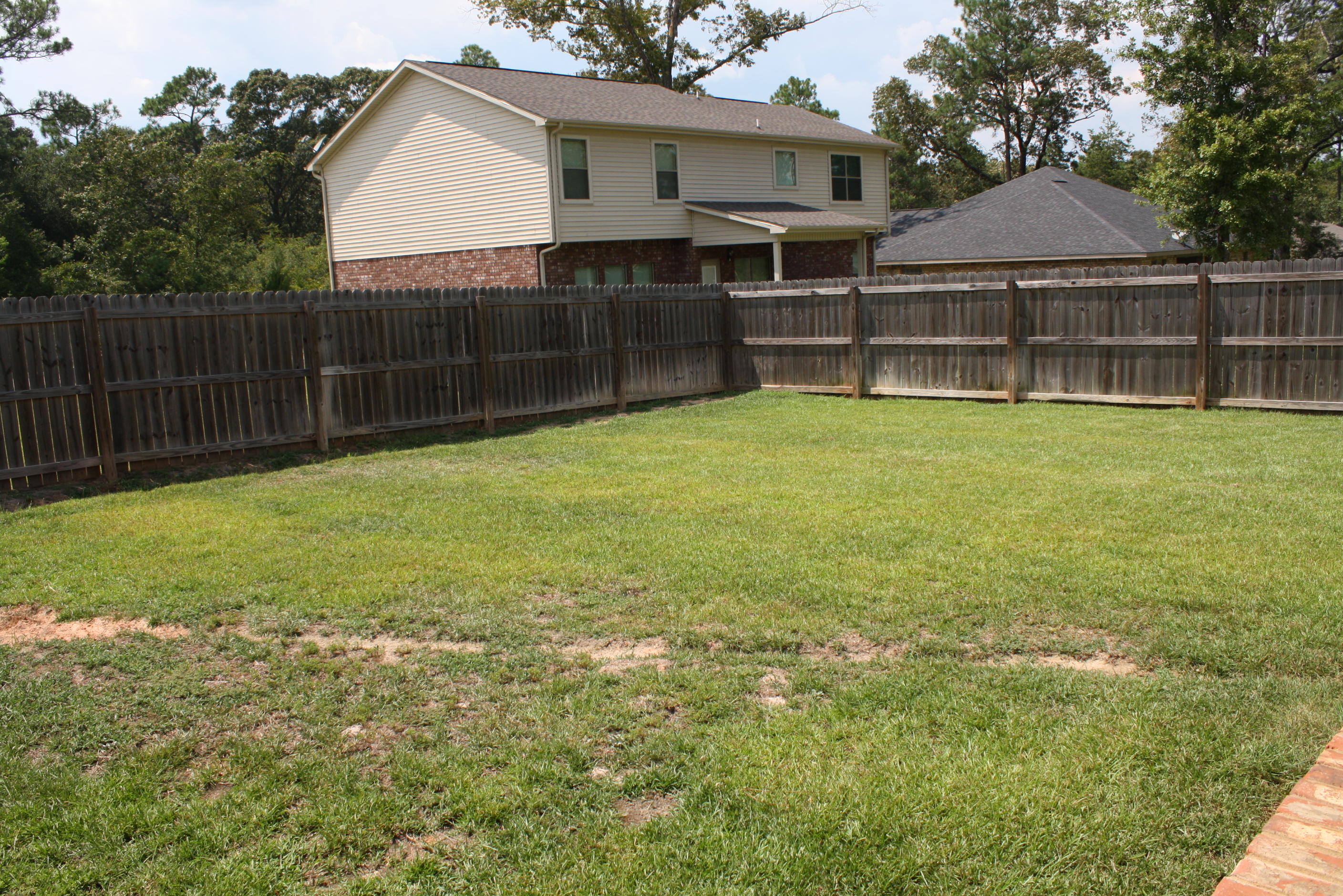 BROOKE ESTATES PH III - Residential Lease