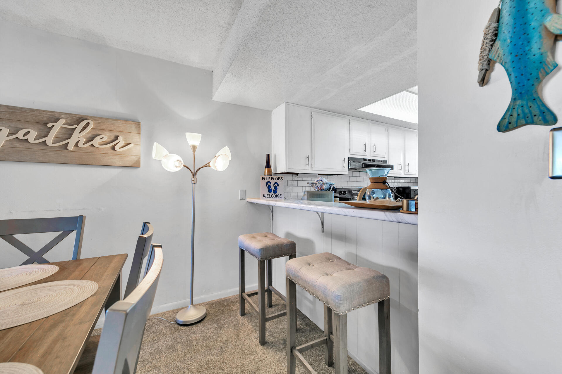 EL MATADOR CONDO - Residential