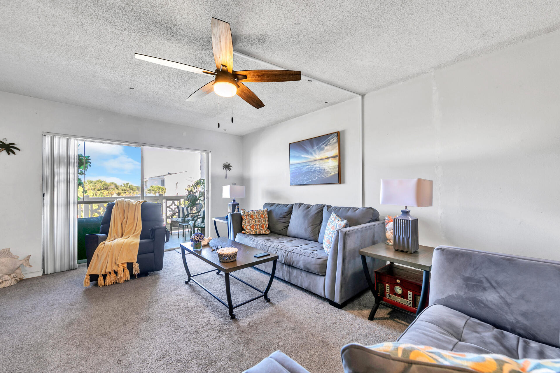 EL MATADOR CONDO - Residential