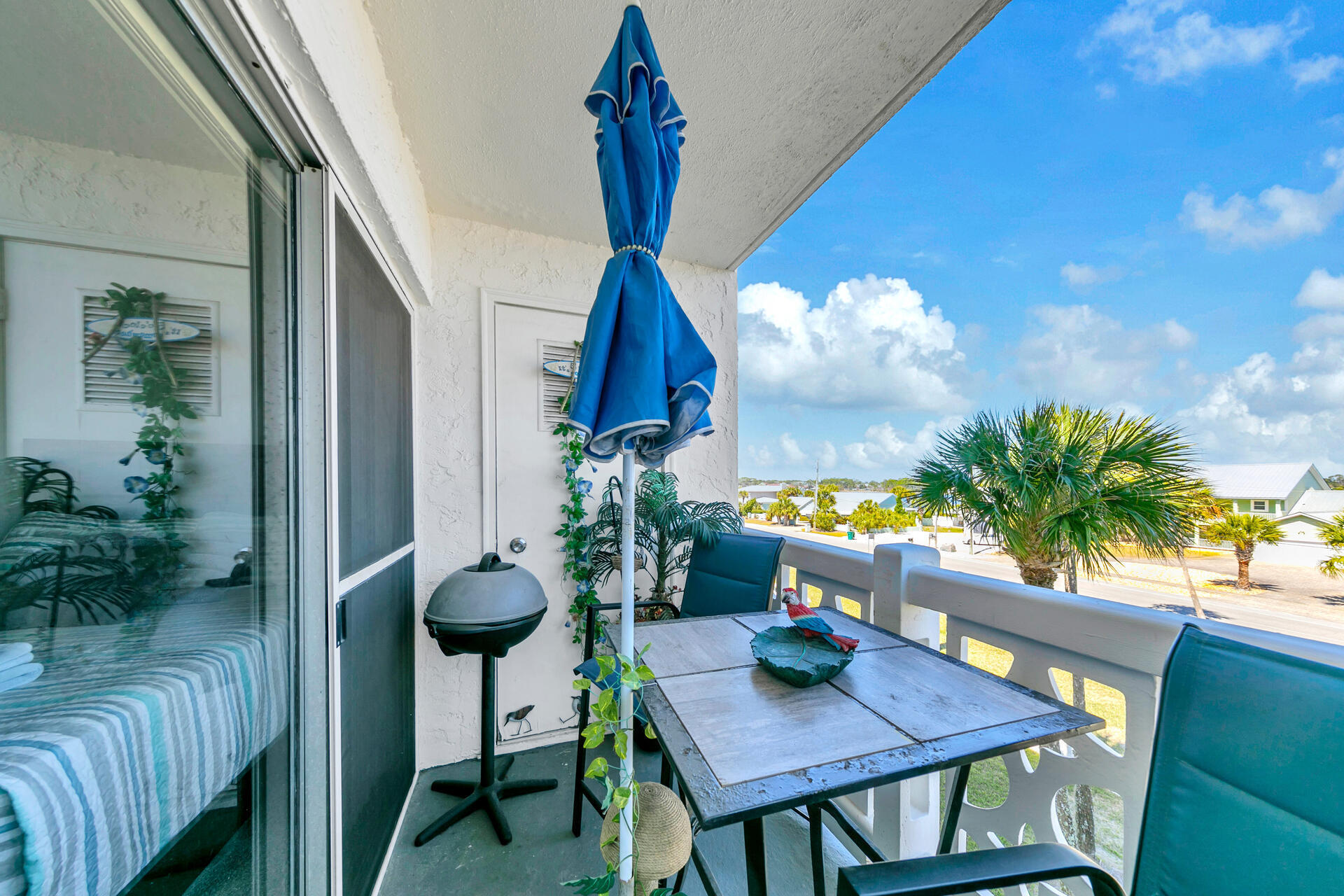 EL MATADOR CONDO - Residential