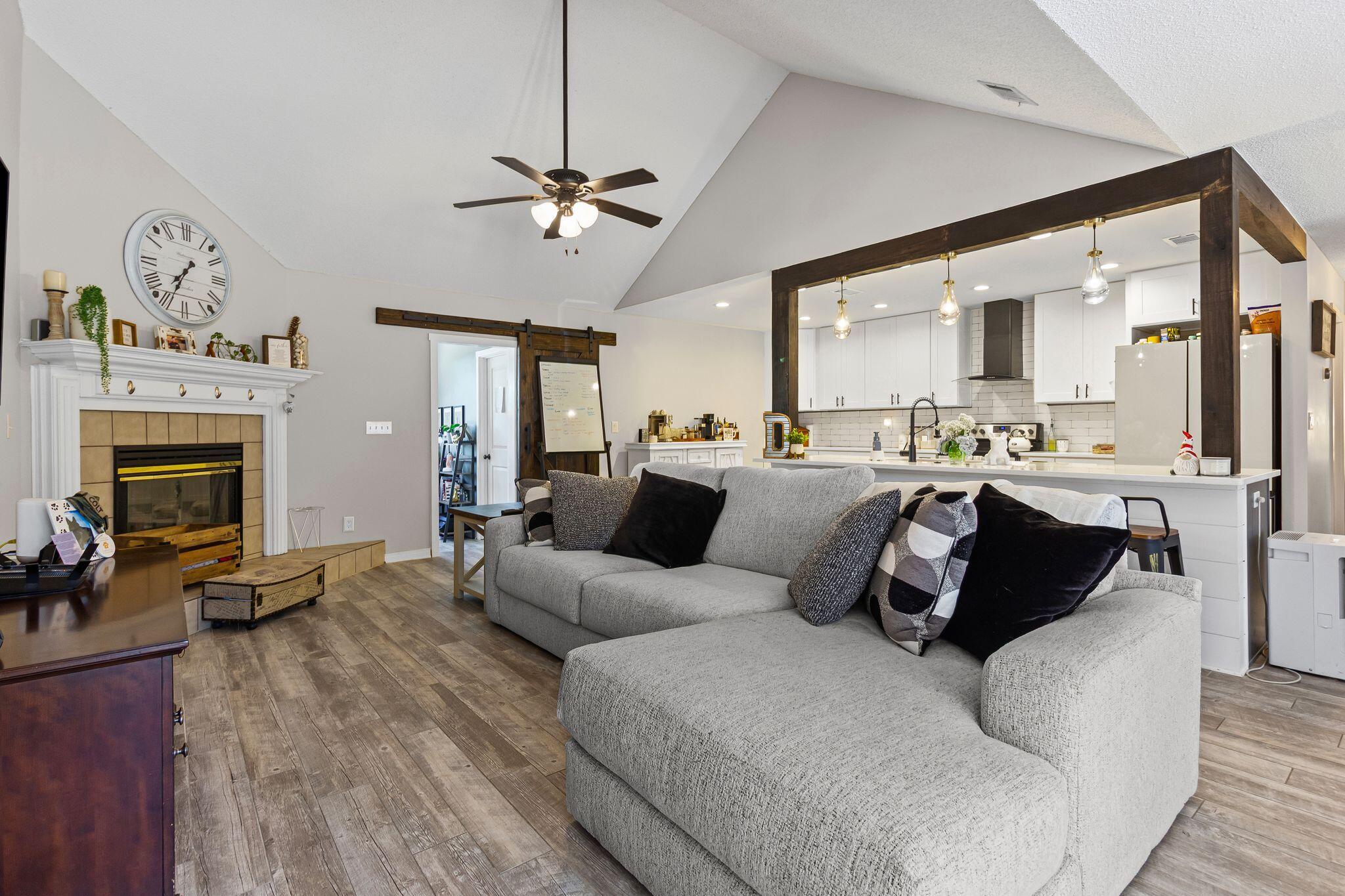 PARKWOOD PLACE AT BLUEWATER BAY - Residential