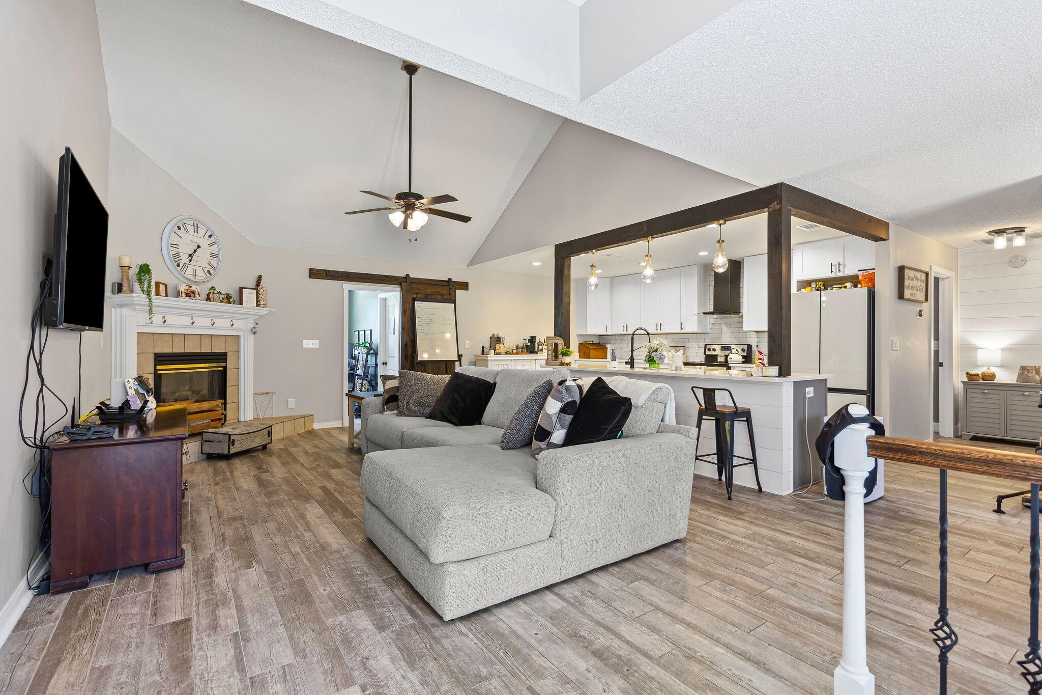 PARKWOOD PLACE AT BLUEWATER BAY - Residential