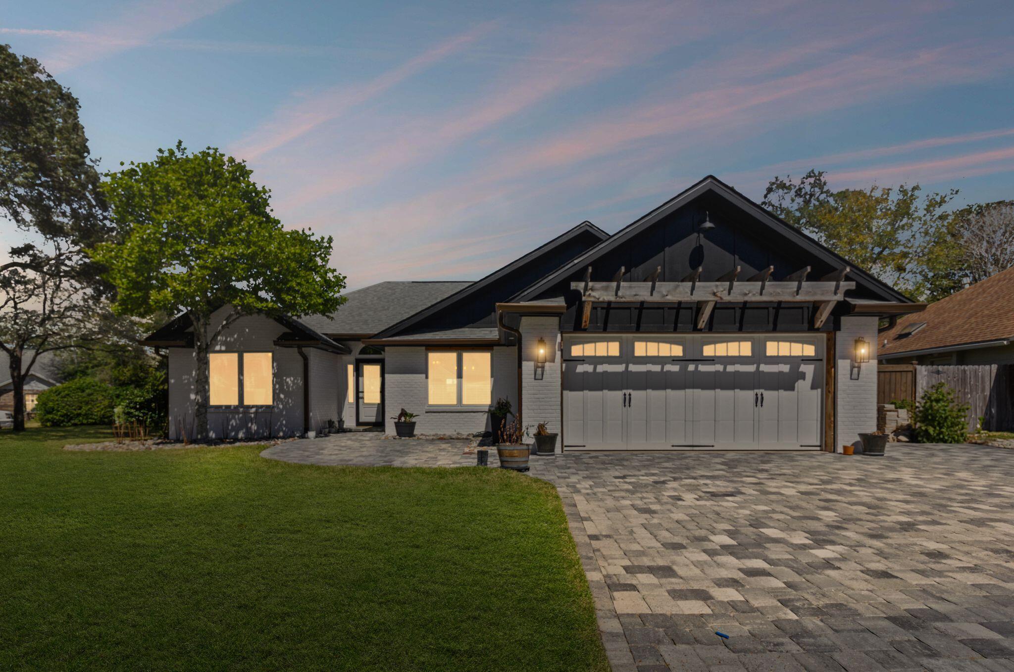 PARKWOOD PLACE AT BLUEWATER BAY - Residential