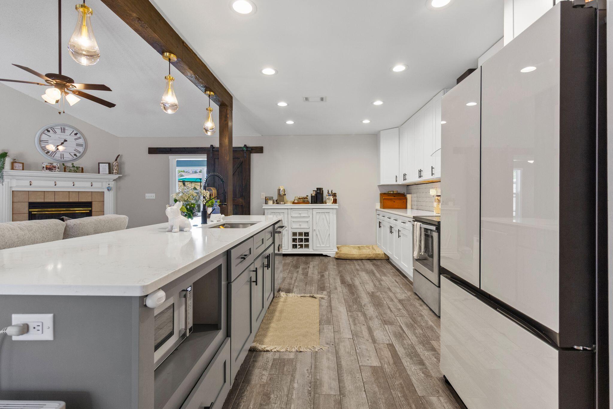 PARKWOOD PLACE AT BLUEWATER BAY - Residential