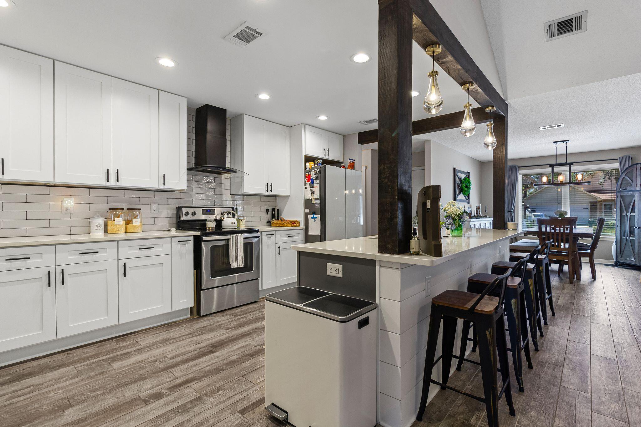 PARKWOOD PLACE AT BLUEWATER BAY - Residential