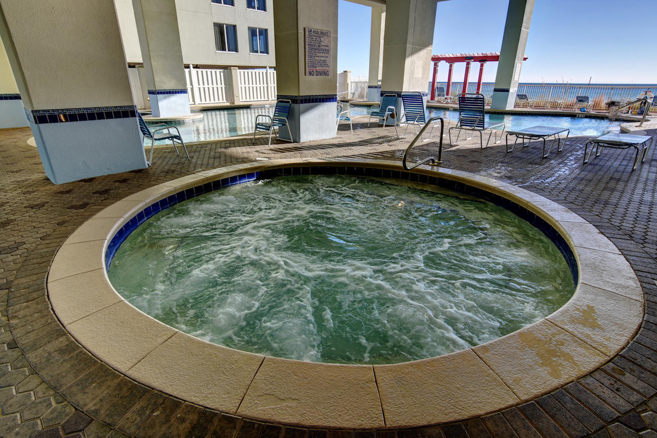 MAJESTIC BEACH TOWERS I - Residential