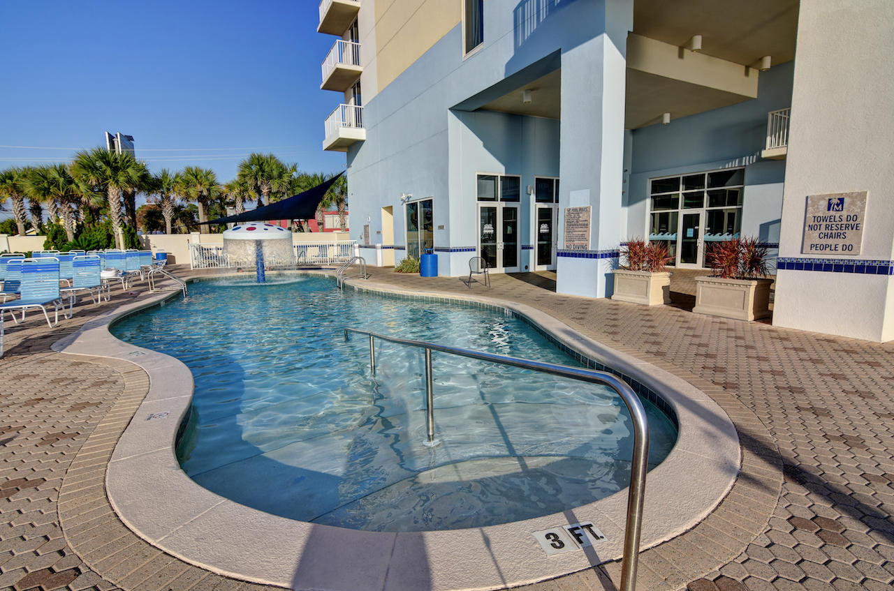 MAJESTIC BEACH TOWERS I - Residential