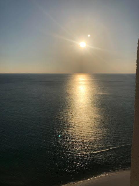 MAJESTIC BEACH TOWERS I - Residential