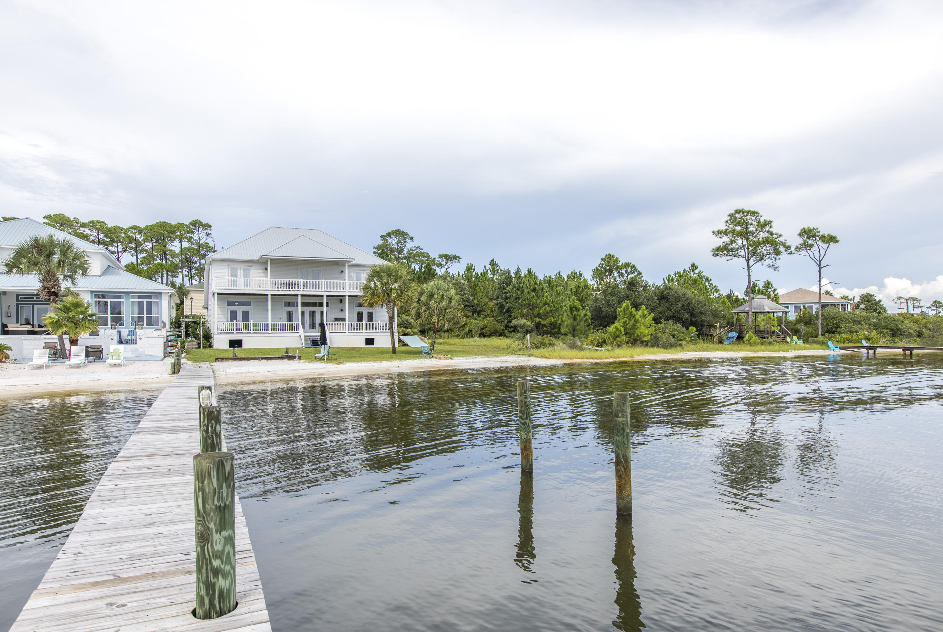 SPARKLING WATERS - Residential