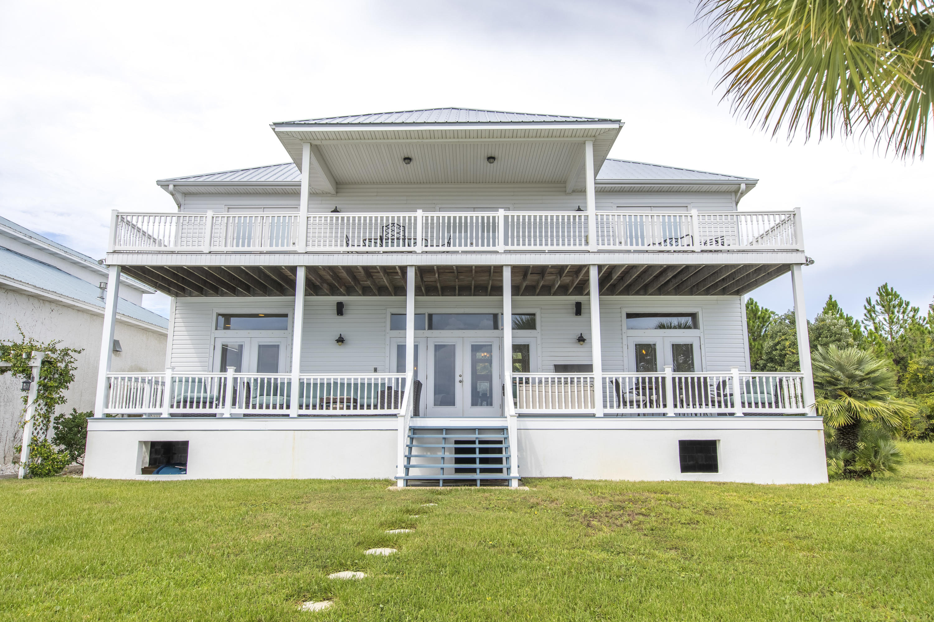 SPARKLING WATERS - Residential