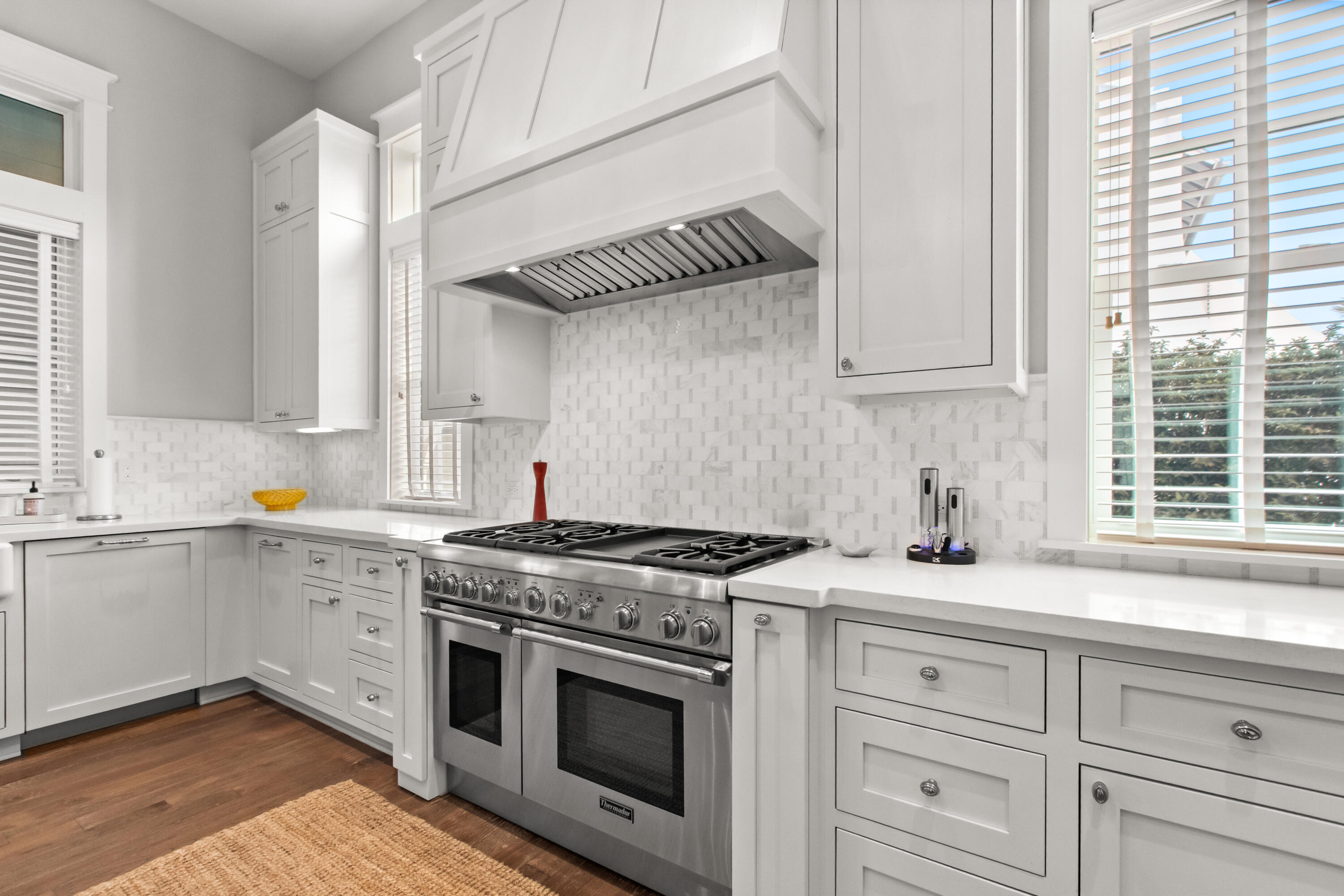 SEAGROVE VILLAGE 6TH ADD - Residential