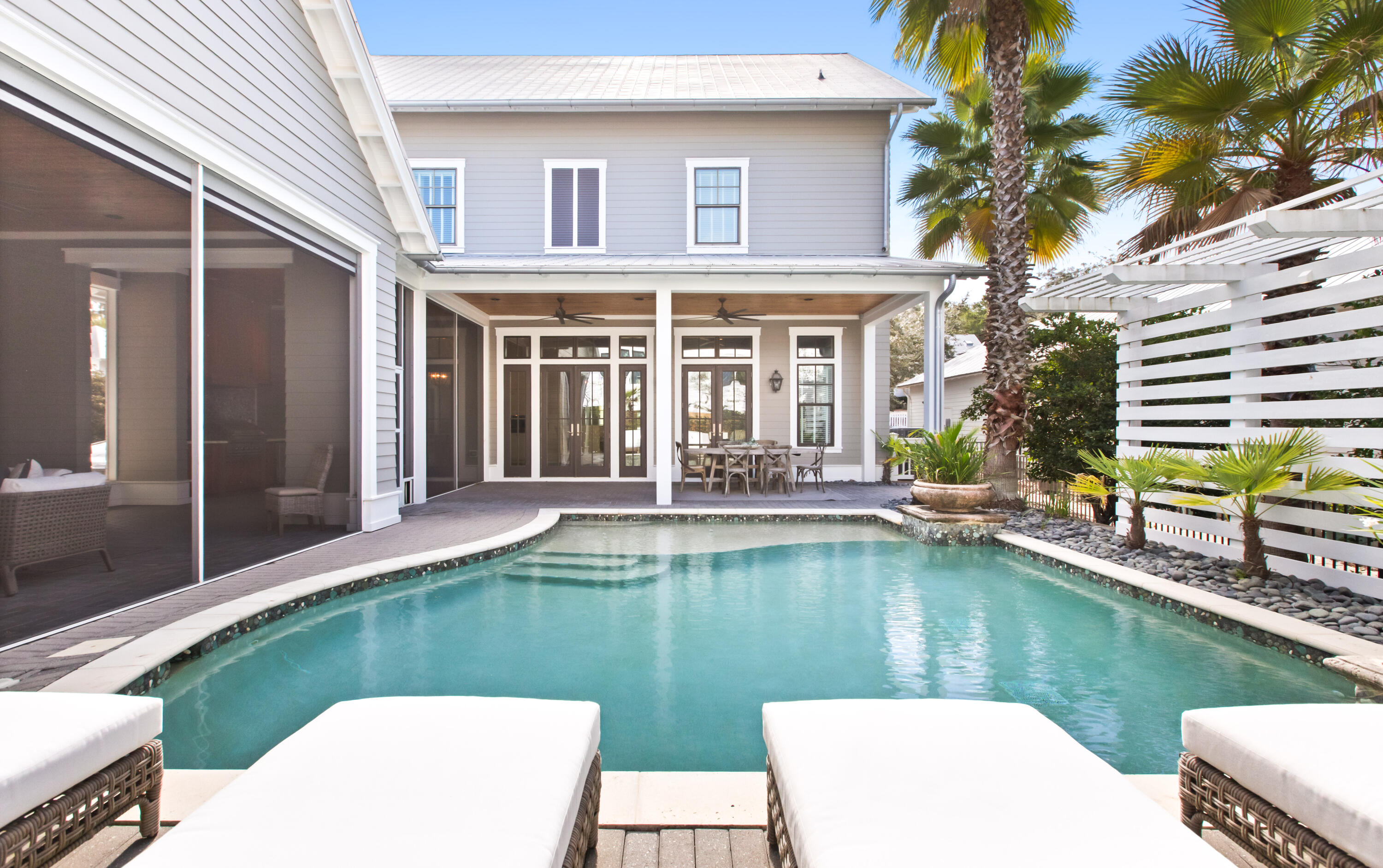 SEAGROVE VILLAGE 6TH ADD - Residential