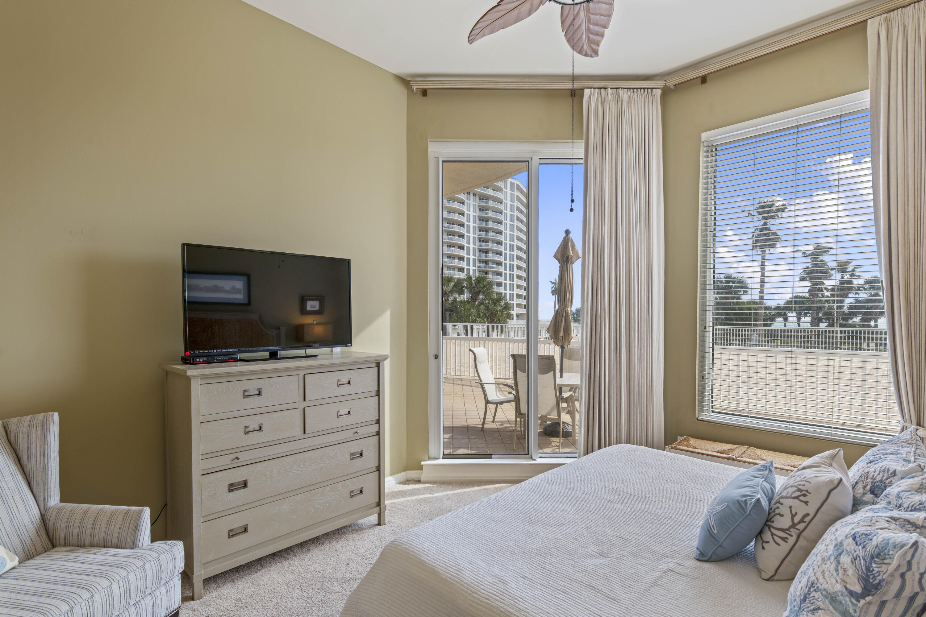 ST. MAARTEN AT SILVER SHELLS - Residential