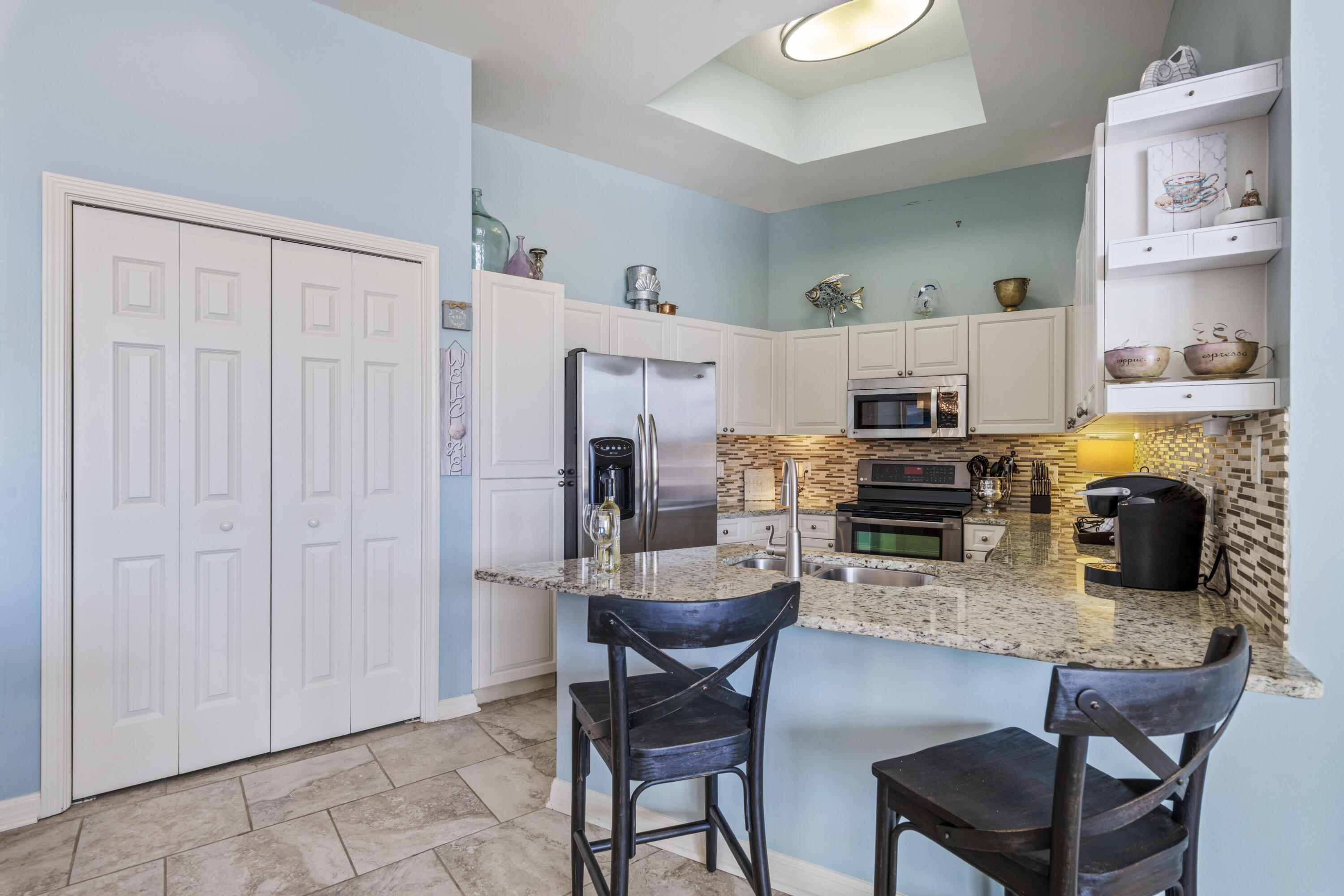 ST. MAARTEN AT SILVER SHELLS - Residential