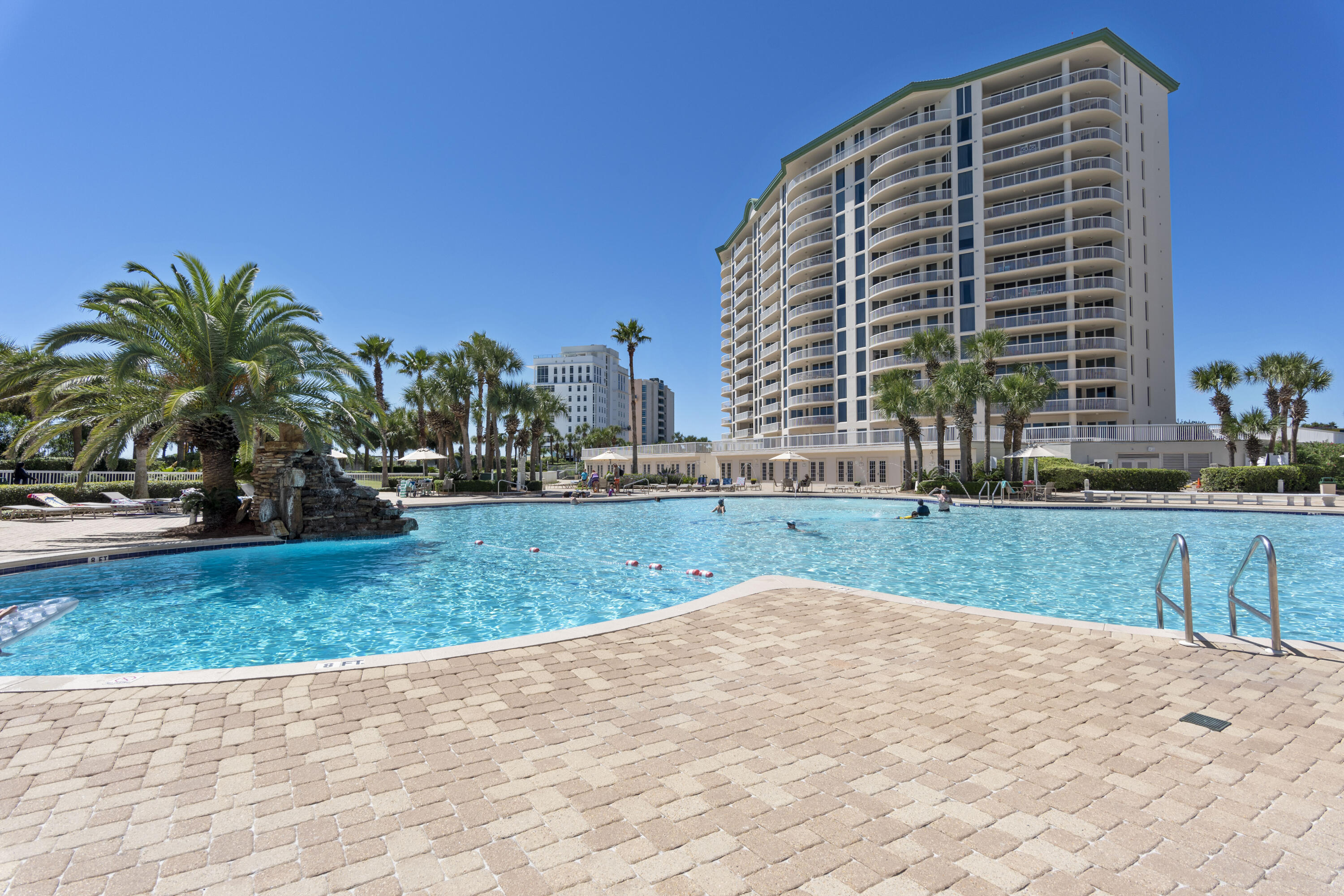 ST. MAARTEN AT SILVER SHELLS - Residential
